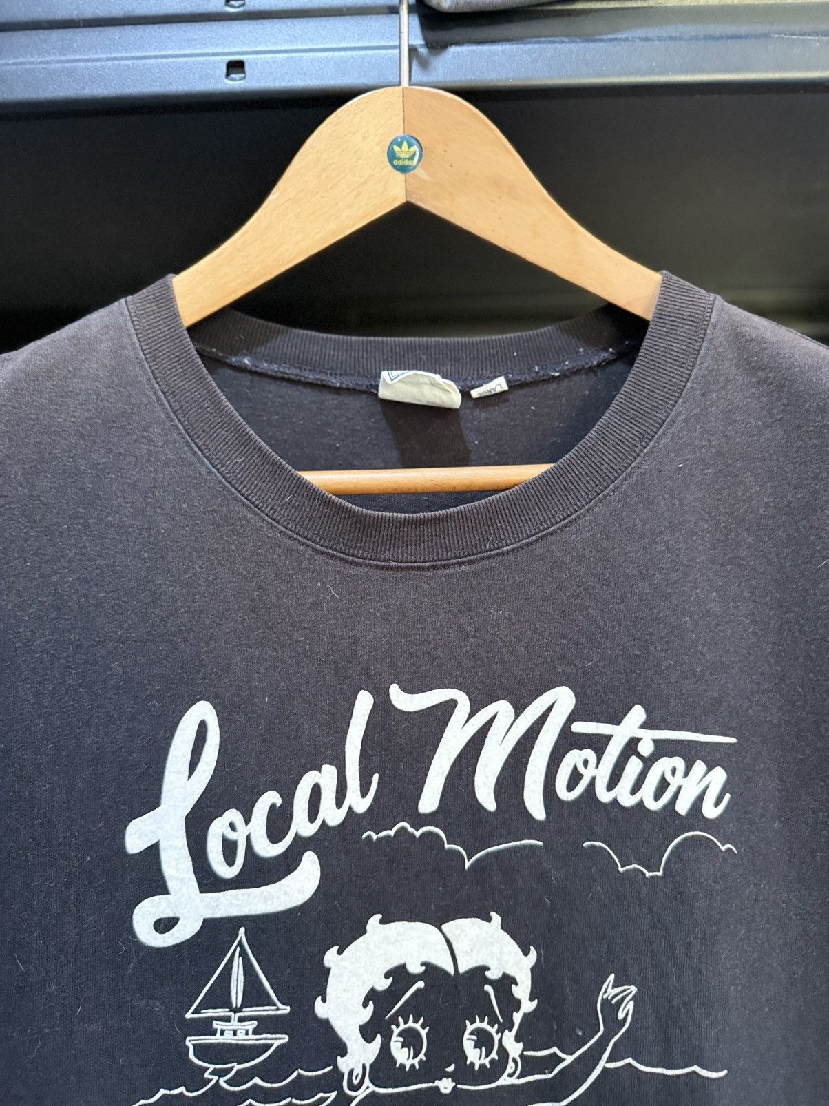 Cartoon Network Vintage Betty Boop X local Motion Surf Backhit Sun Faded Tee Size US XL / EU 56 / 4 - 5 Thumbnail