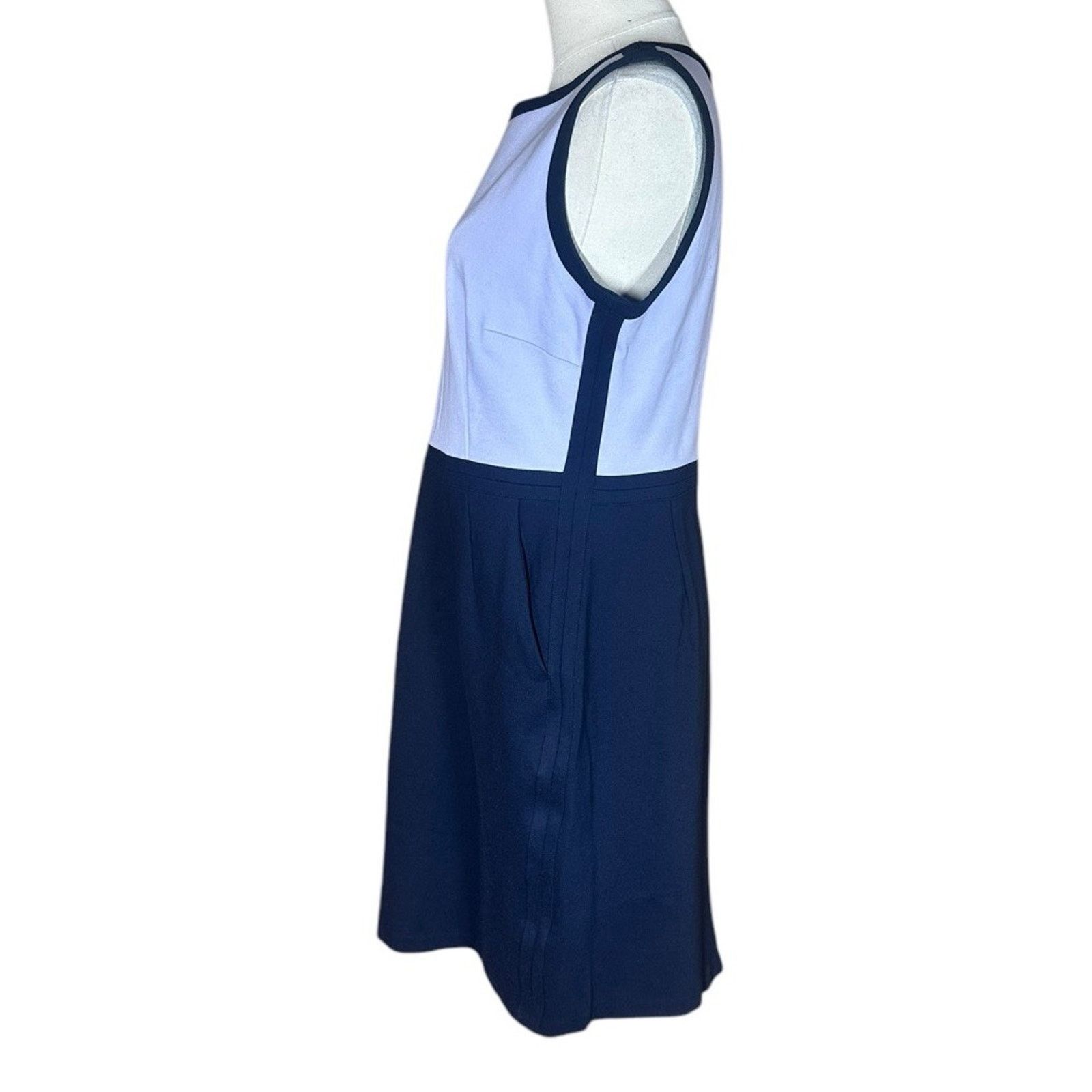 Lands' End Lands End Ponte Knit Sleeveless Sheath Dress 10P Size L / US 10 / IT 46 - 5 Thumbnail