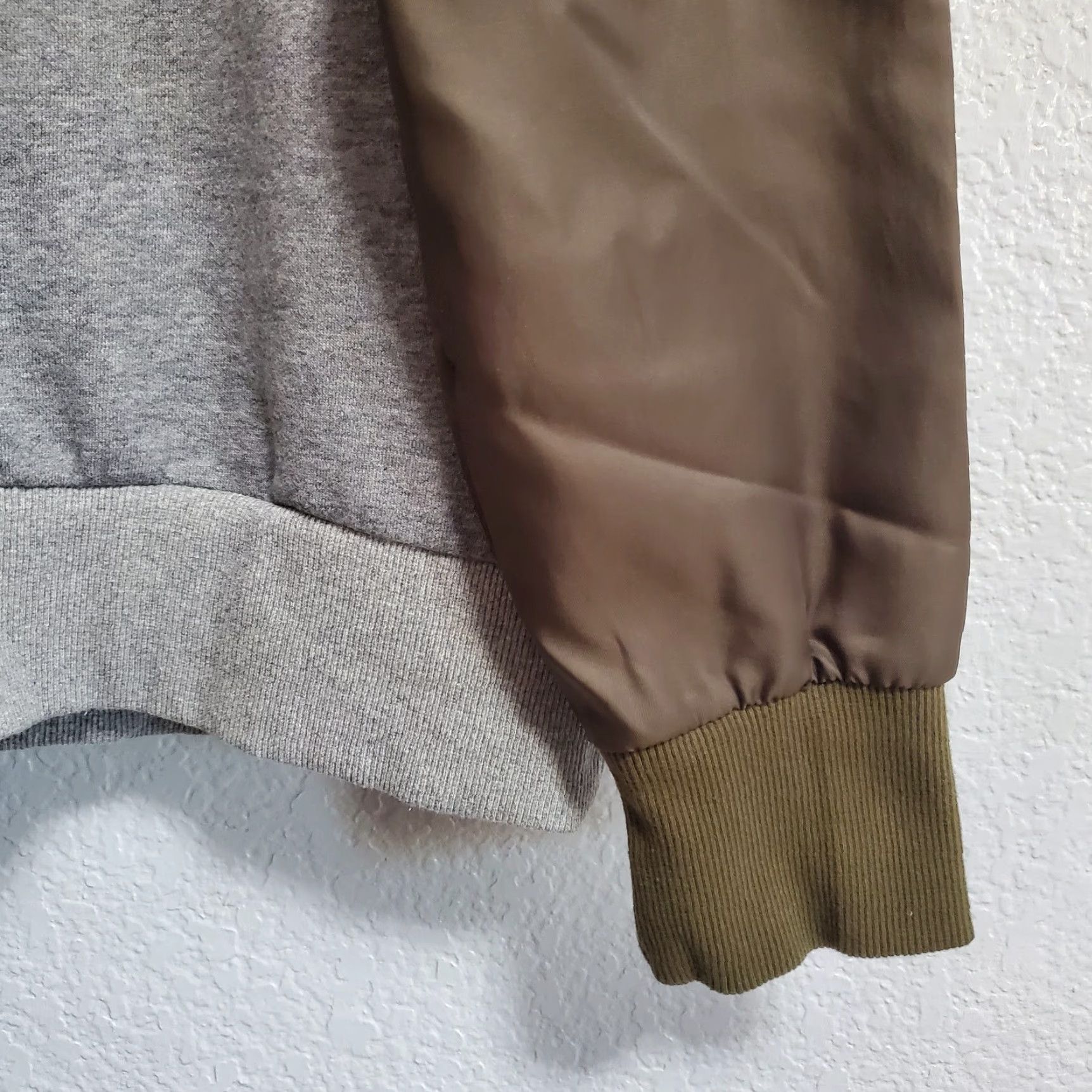 Vintage VSTR Premium Sweatshirt Men XL Gray Green Satin Sleeve Crew Neck Pullover Pocket Sweatshirt Size US XL / EU 56 / 4 - 6 Thumbnail