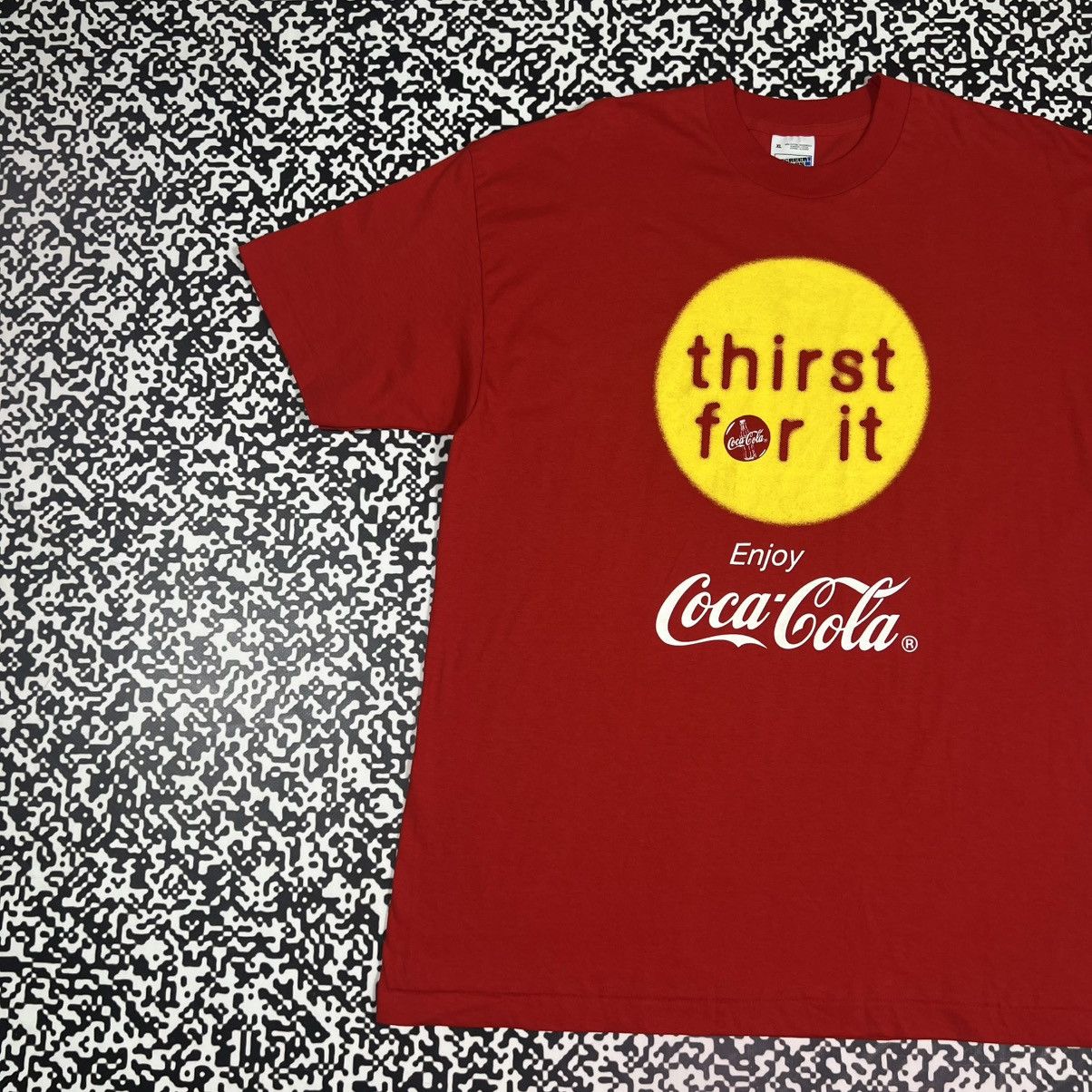 Coca Cola Vintage 90s COCA COLA COLE Single Stitch T-shirt Retro Style Size US XL / EU 56 / 4 - 2 Thumbnail