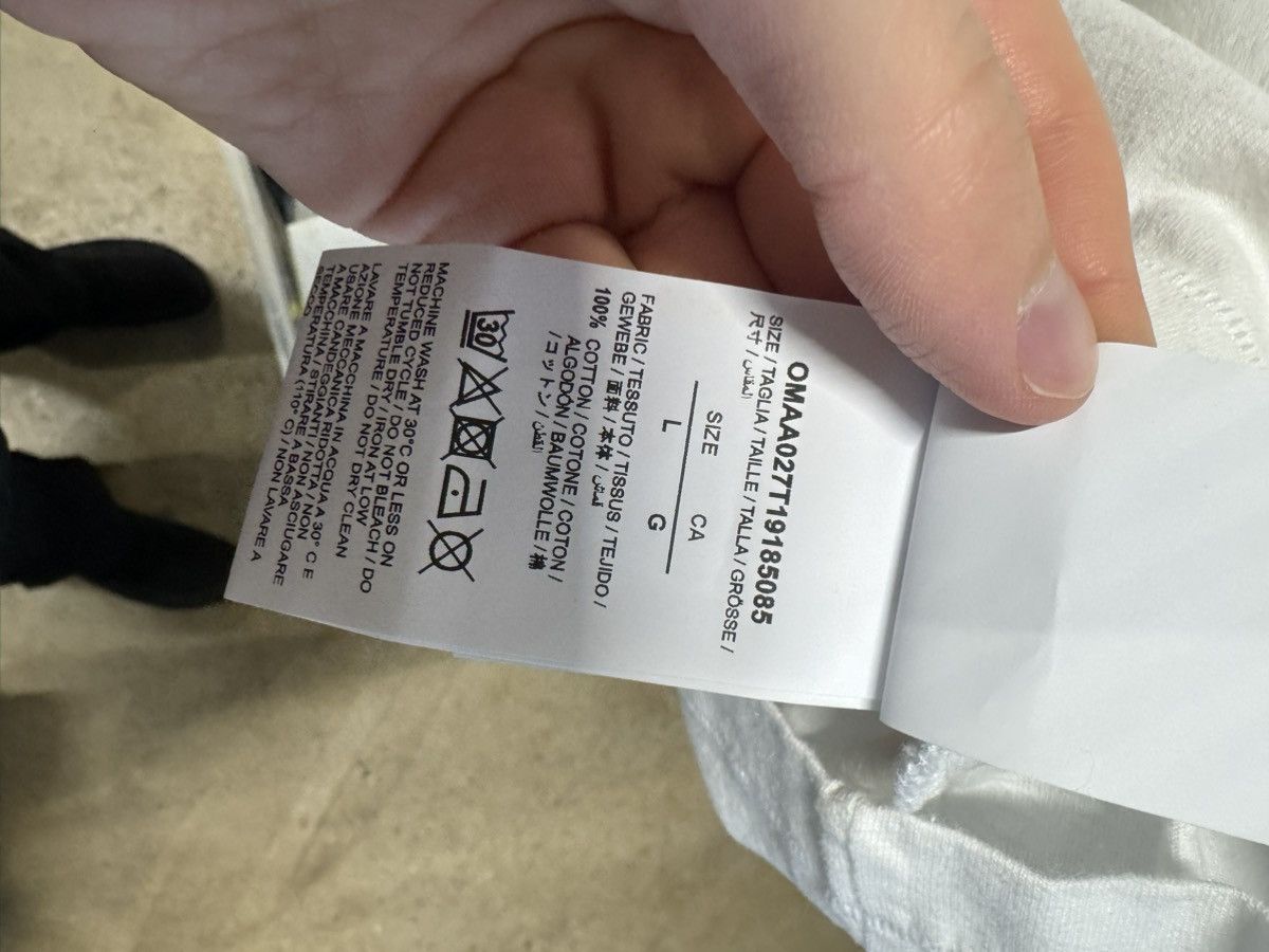 Off-White Off-White Arrow Jakarta Store Exclusive T-Shirt NEW 500$ Size US L / EU 52-54 / 3 - 4 Thumbnail