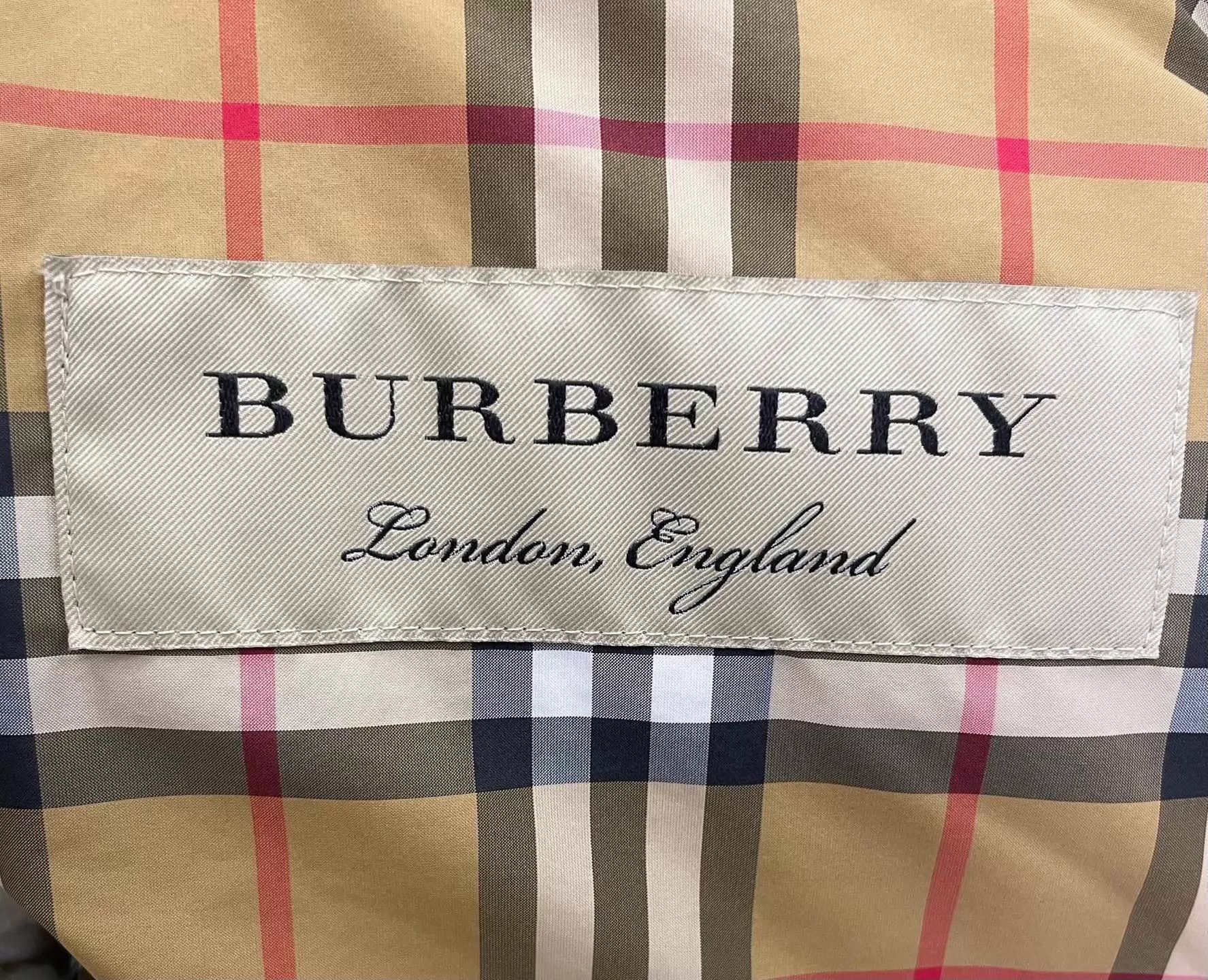 Burberry Burberry Classic Check Quilted Puffer Jacket 36 Non-Bulky Size XS / US 0-2 / IT 36-38 - 5 Thumbnail