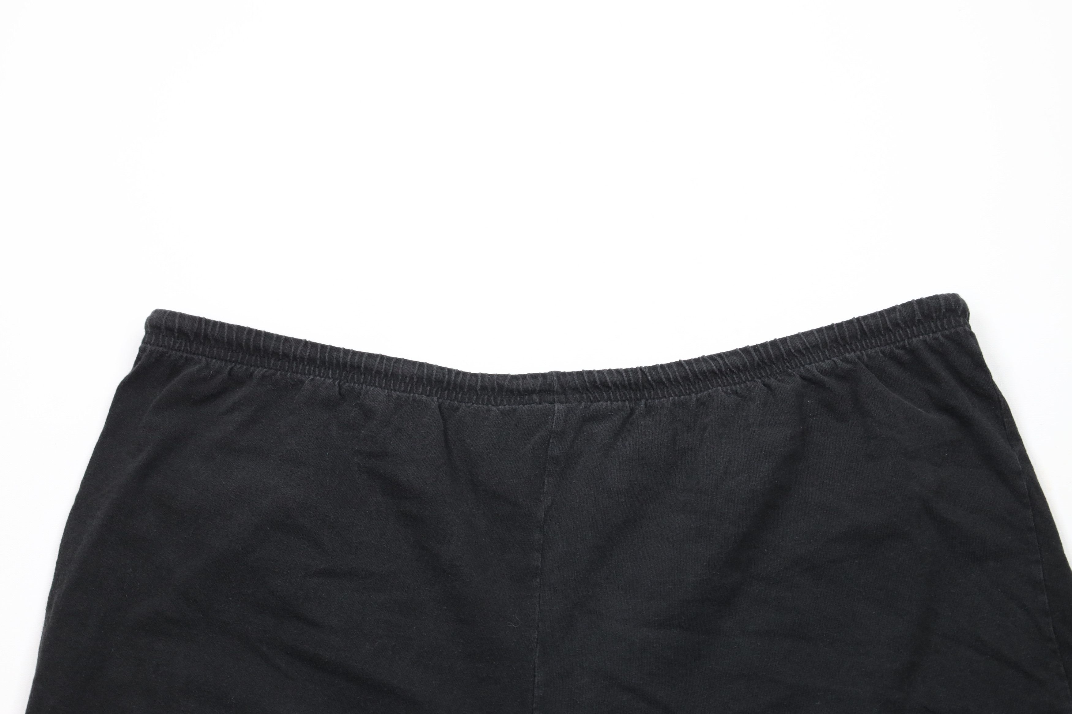 Vintage Vintage 90s Y2K NASCAR Spell Out Track Girl Speedway Shorts Size 40" / US 18 - 10 Thumbnail