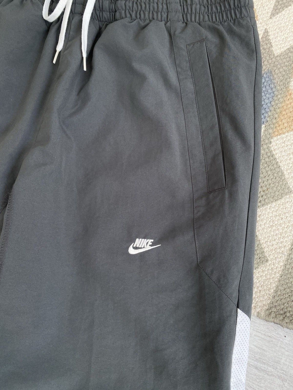 Nike Y2k Nike Nylon Baggy Straight Sweatpants Joggers Size US 34 / EU 50 - 4 Thumbnail