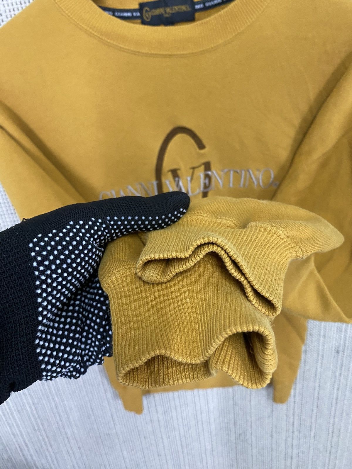 Designer × Gianni Valentino Vintage 90s gianni valentino italy spellout sweatshirt Size US L / EU 52-54 / 3 - 7 Thumbnail