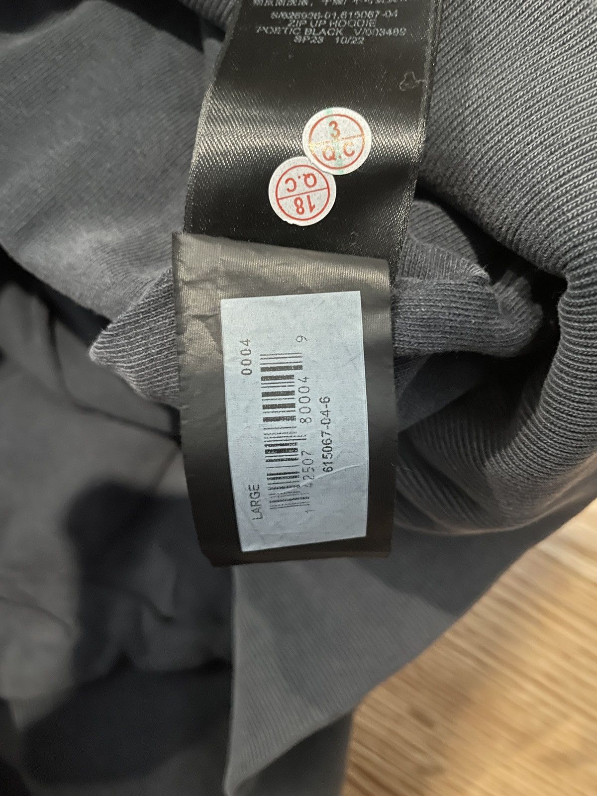 Balenciaga × Gap × Yeezy Yeezy Gap Zip Up Hoodie Poetic Black Large Size US L / EU 52-54 / 3 - 7 Thumbnail