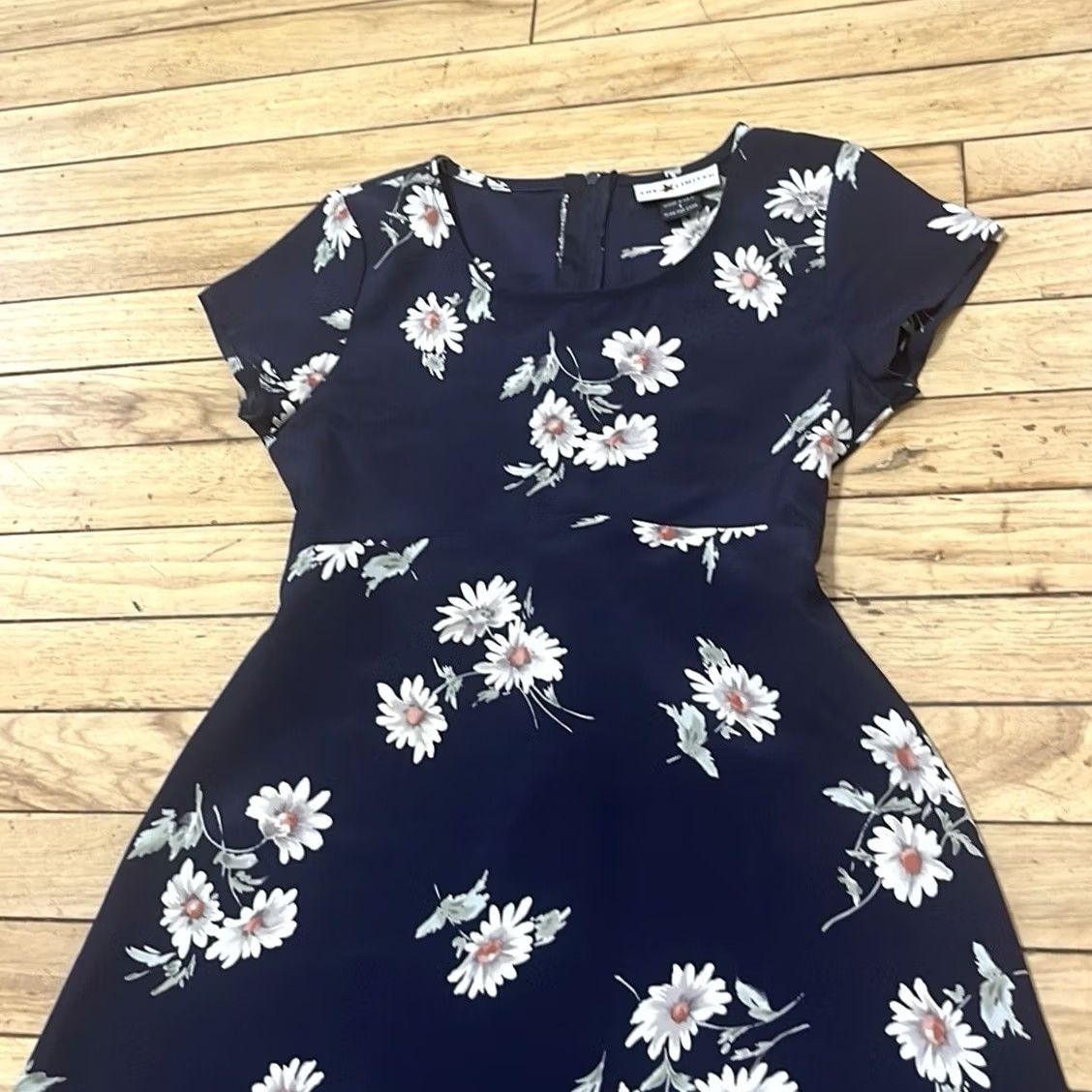 Vintage VINTAGE The Limited Midi Dress Women 8 Blue Floral Daisy Empire Waist Belle Fairy Whimsy Size M / US 6-8 / IT 42-44 - 3 Thumbnail