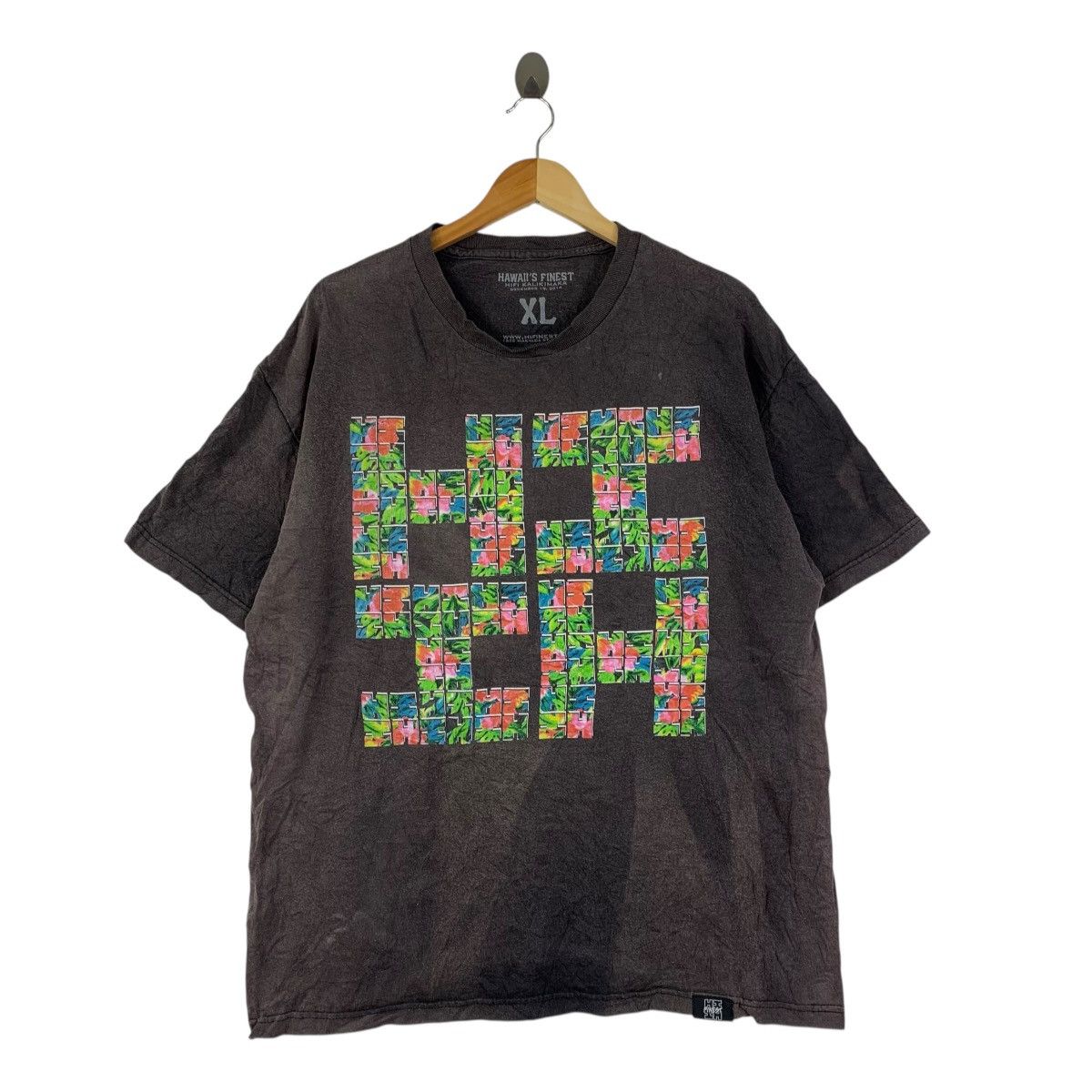 Vintage Hawaii’s Finest HIFI Kalikimaka 2014 Floral Block Graphic Size US XL / EU 56 / 4 - 1 Thumbnail