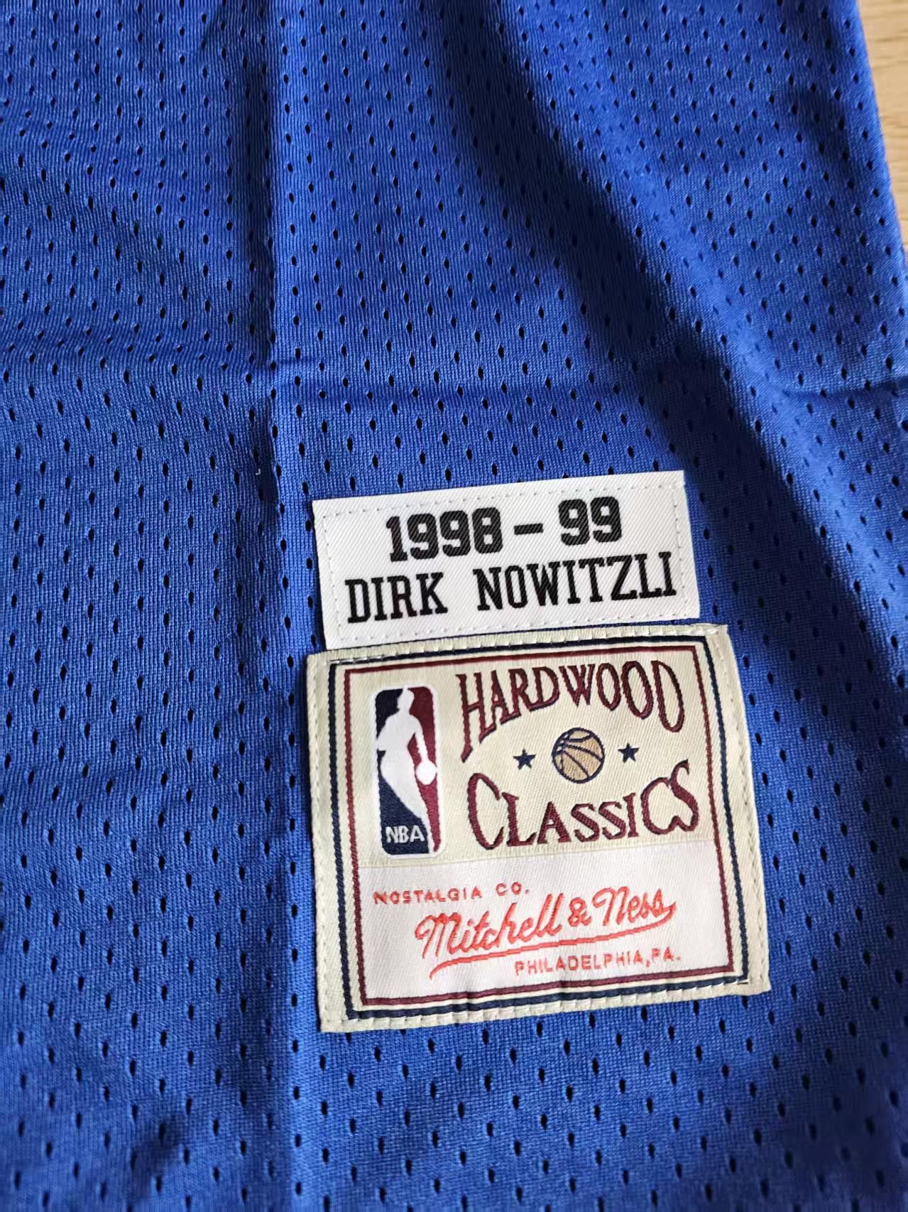 NBA 1998 99 Dallas Mavericks #41 Dirk Nowitzki Jersey Blue Size US XL / EU 56 / 4 - 5 Thumbnail