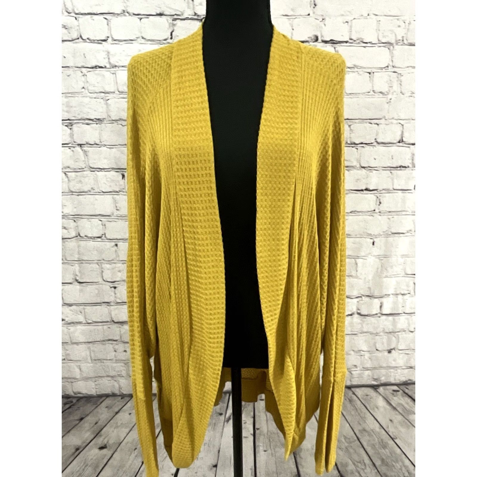 Vintage Hemish USA L Yellow Open Cardigan Women's Cardigan L Yellow Striped Roll Tab Sleeve Pockets Open Front Size L / US 10 / IT 46 - 3 Thumbnail