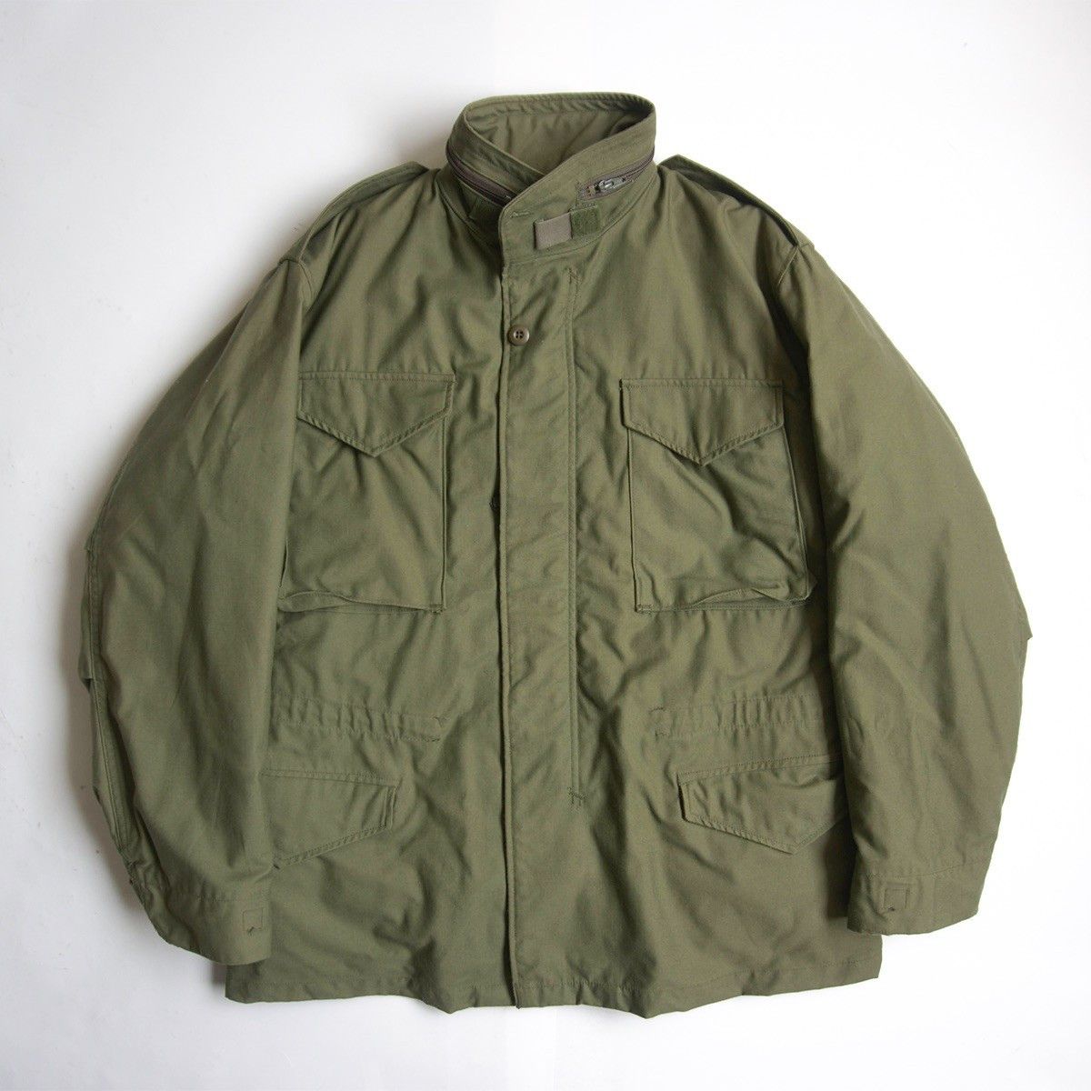 Vintage US ARMY 90S M-65 Quilted Field Jacket Size MEDIUM-REGULAR Size US M / EU 48-50 / 2 - 1 Thumbnail