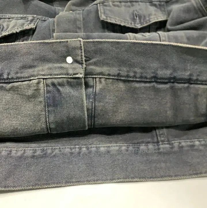 Balenciaga Balenciaga Black Spray Logo Denim Jacket. Size US S / EU 44-46 / 1 - 8 Thumbnail
