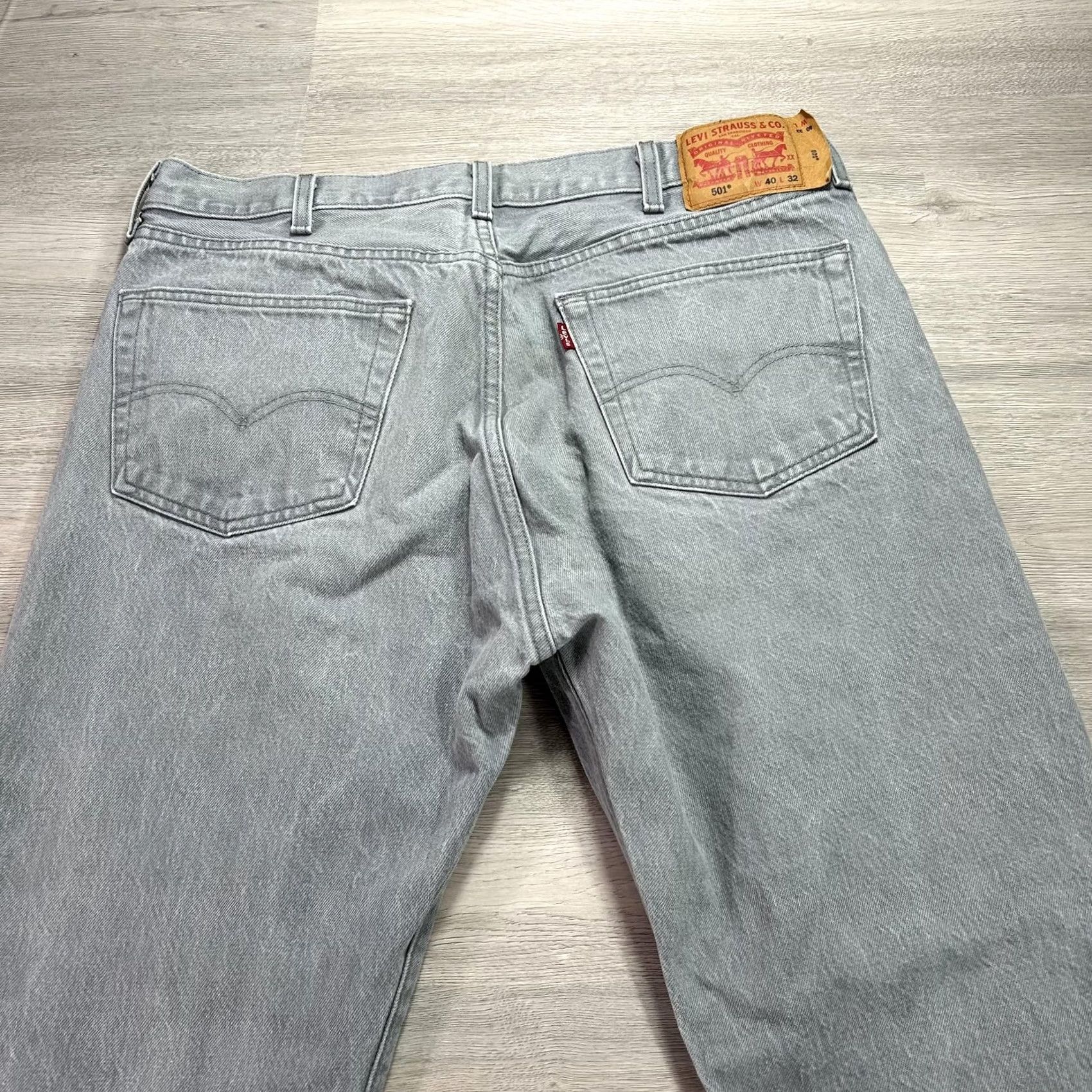 Levi's VINTAGE Levi's 501 Jeans Mens 38x30 Gray Straight Button Fly Red Tab Denim Size US 38 / EU 54 - 4 Thumbnail