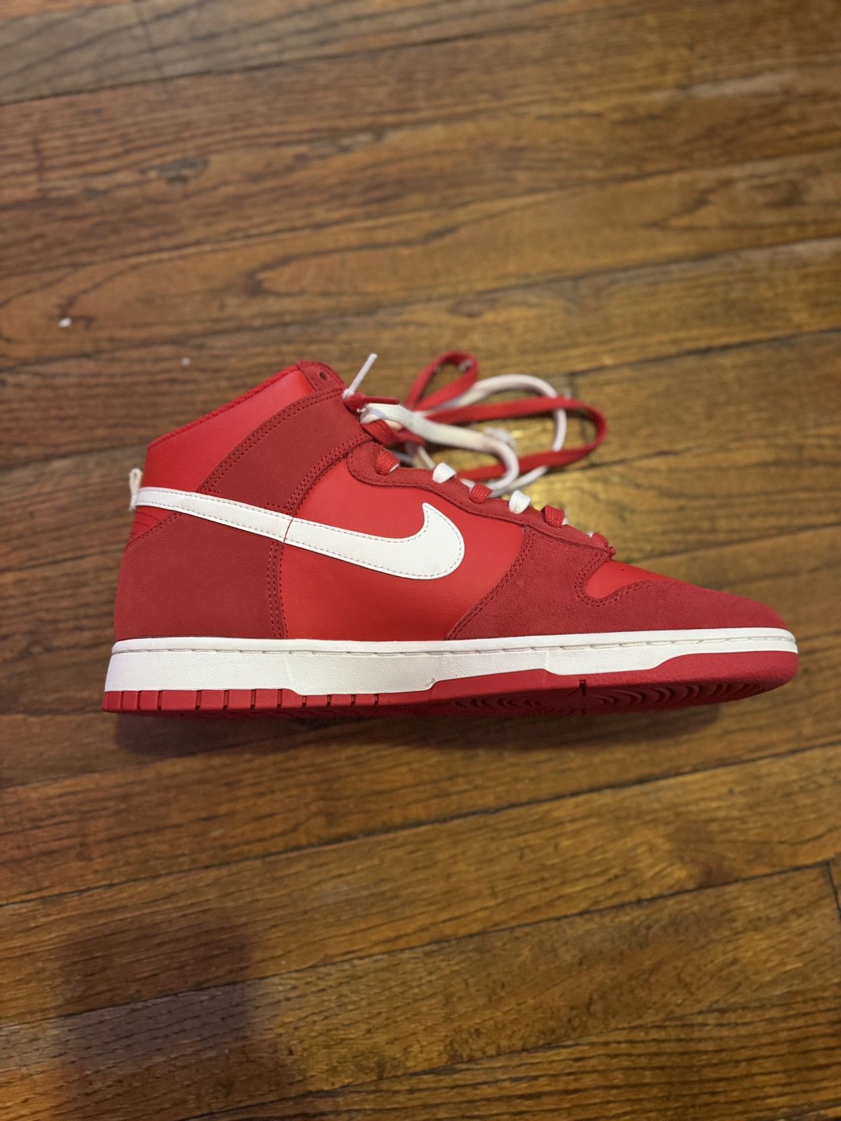 Nike NIKE DUNK HIGH SE (FIRST USE) Size US 12 / EU 45 - 20 Thumbnail