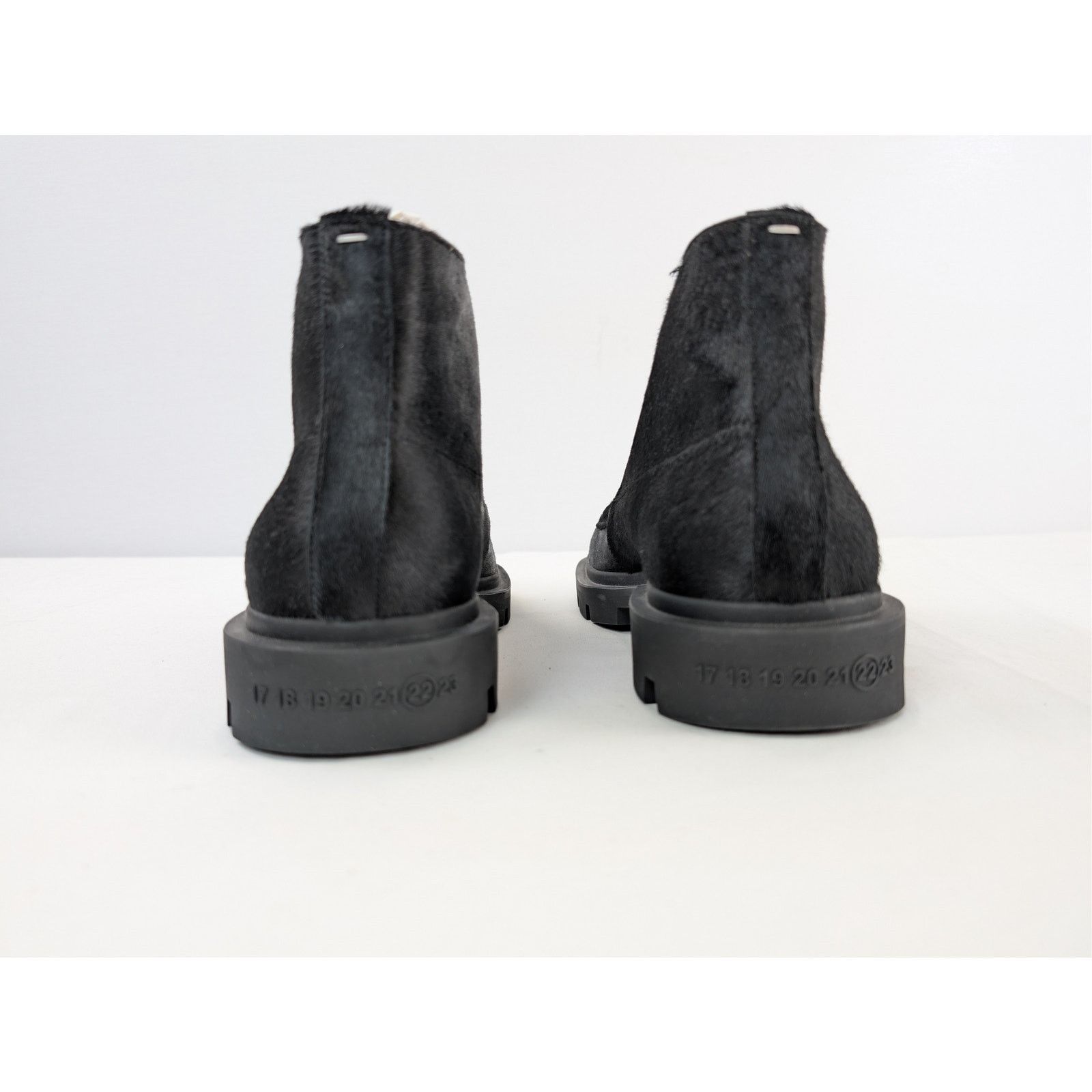 Maison Margiela o1rshd1 Calf Leather Ankle Boots in Black Size US 9 / EU 42 - 11 Thumbnail