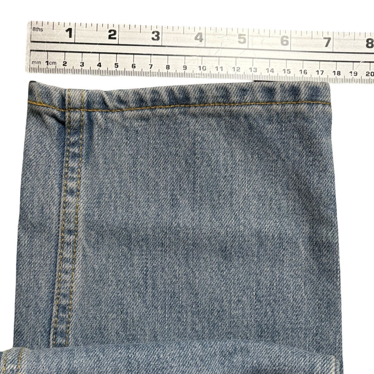 Levi's Vintage Y2K Levi's 550 Relaxed Tapered Light Wash Jeans Size 28" / US 6 / IT 42 - 8 Thumbnail