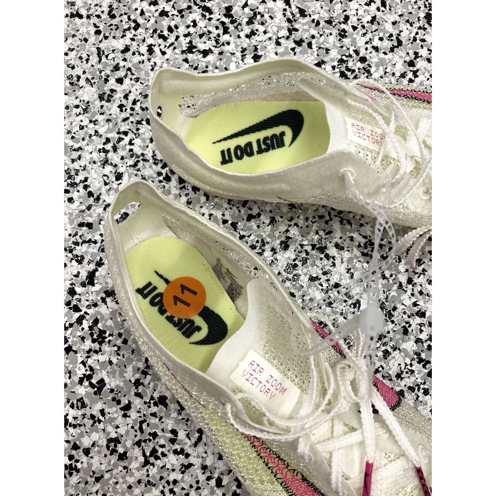 Nike Nike Air Zoom Victory Track Spikes Sail Pink Fierce CD4385-101 Men Sz 11 Size US 11 / EU 44 - 3 Thumbnail