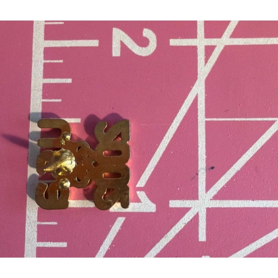 Other Vintage USA 2002 Olympic Gold Tone Metal Lapel Pin Backing S Size ONE SIZE - 4 Thumbnail