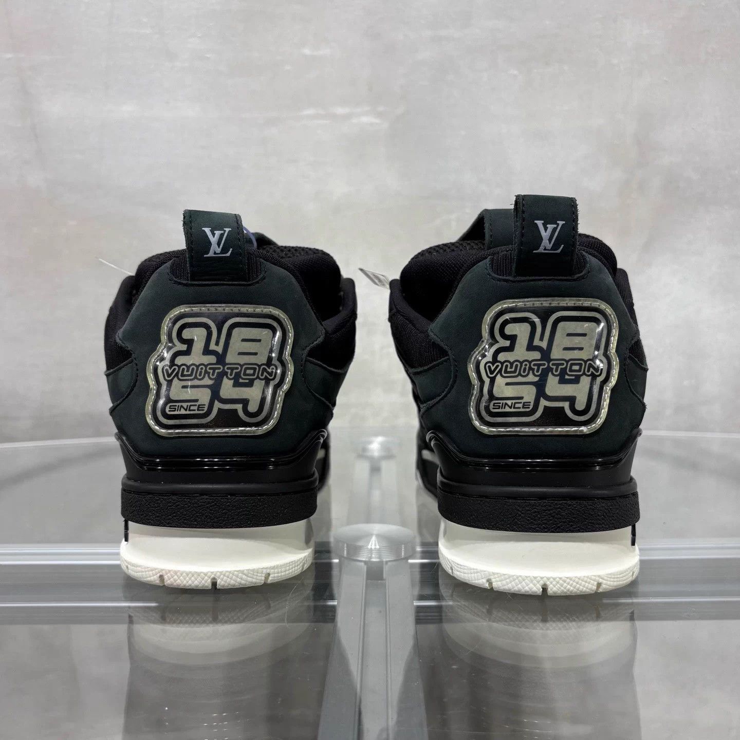 Louis Vuitton Louis Vuitton LV Skate Black White Shoes UK5 (39) Size US 6 / EU 39 - 6 Thumbnail