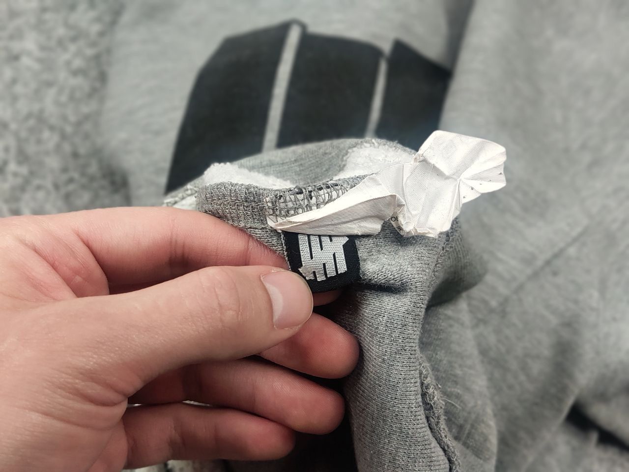 Undefeated Undefeated Vintage Big 5 Strikers logo Crew chek Sweatshirt Size US M / EU 48-50 / 2 - 13 Thumbnail