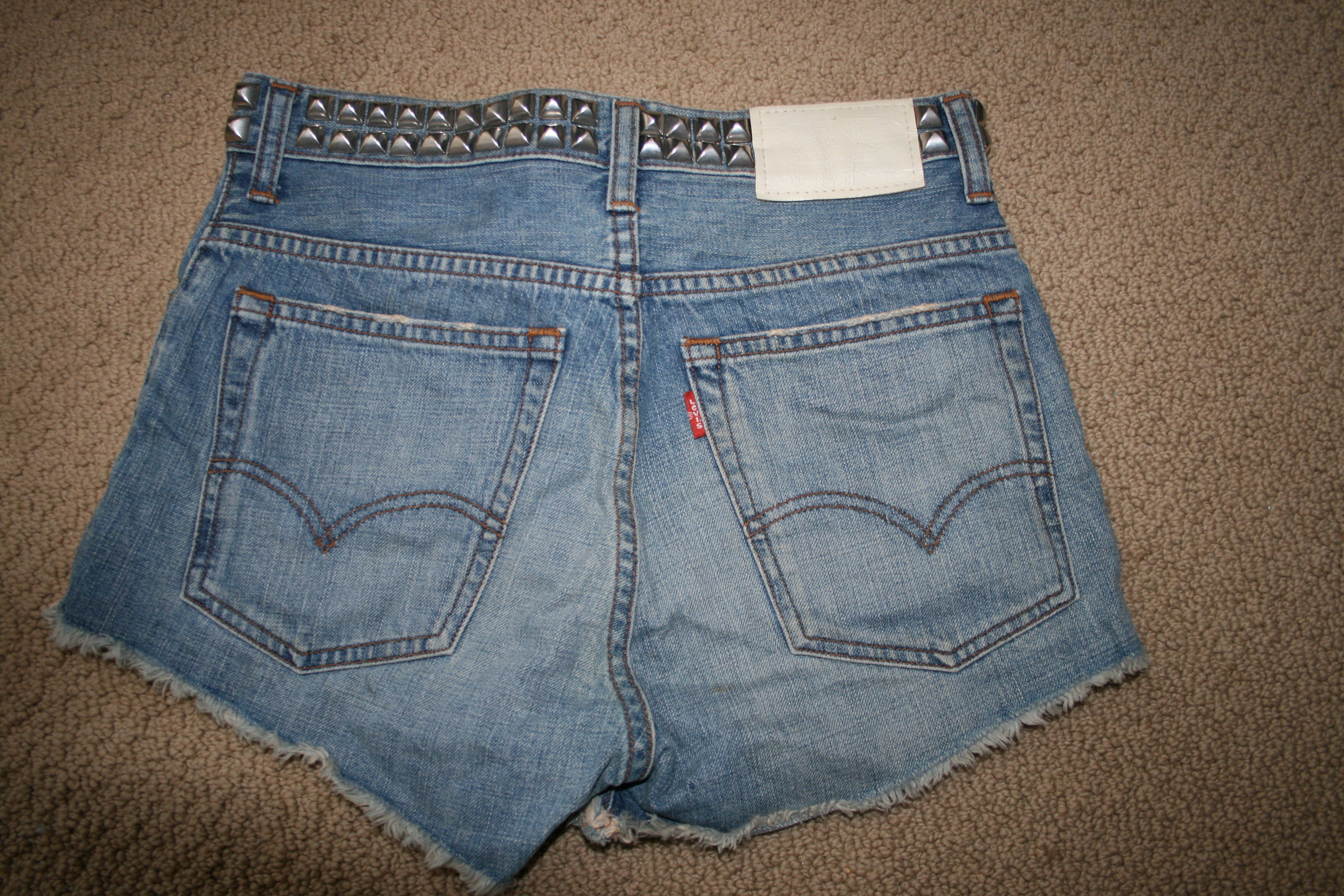 Fragment Design × Levi's Studded Daisy Dukes Size 24" / US 00 / IT 34 - 4 Thumbnail