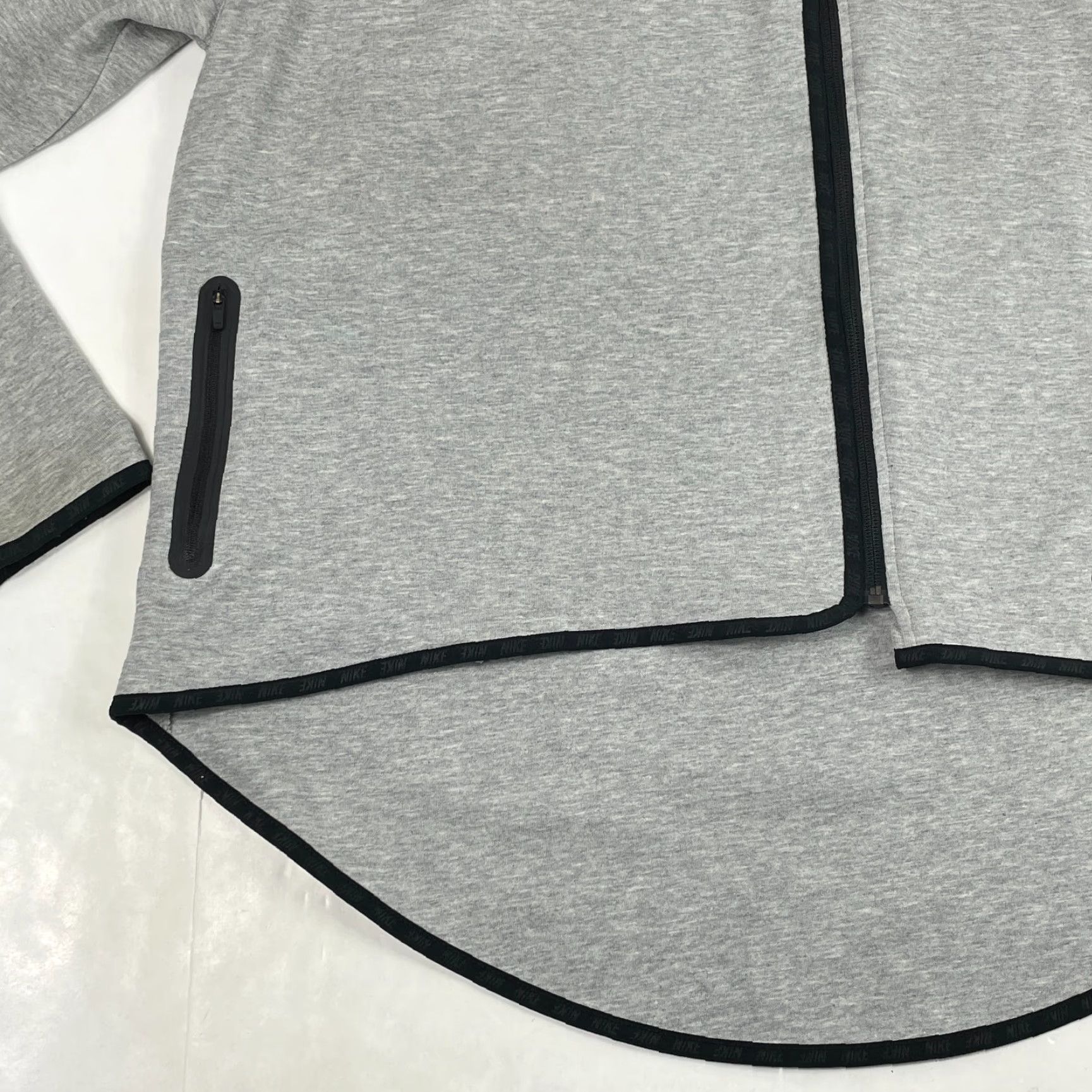 Nike Nike Hoodie Womens Large Gray Tech Fleece Asymmetric Cape Full Zip Size L / US 10 / IT 46 - 6 Thumbnail