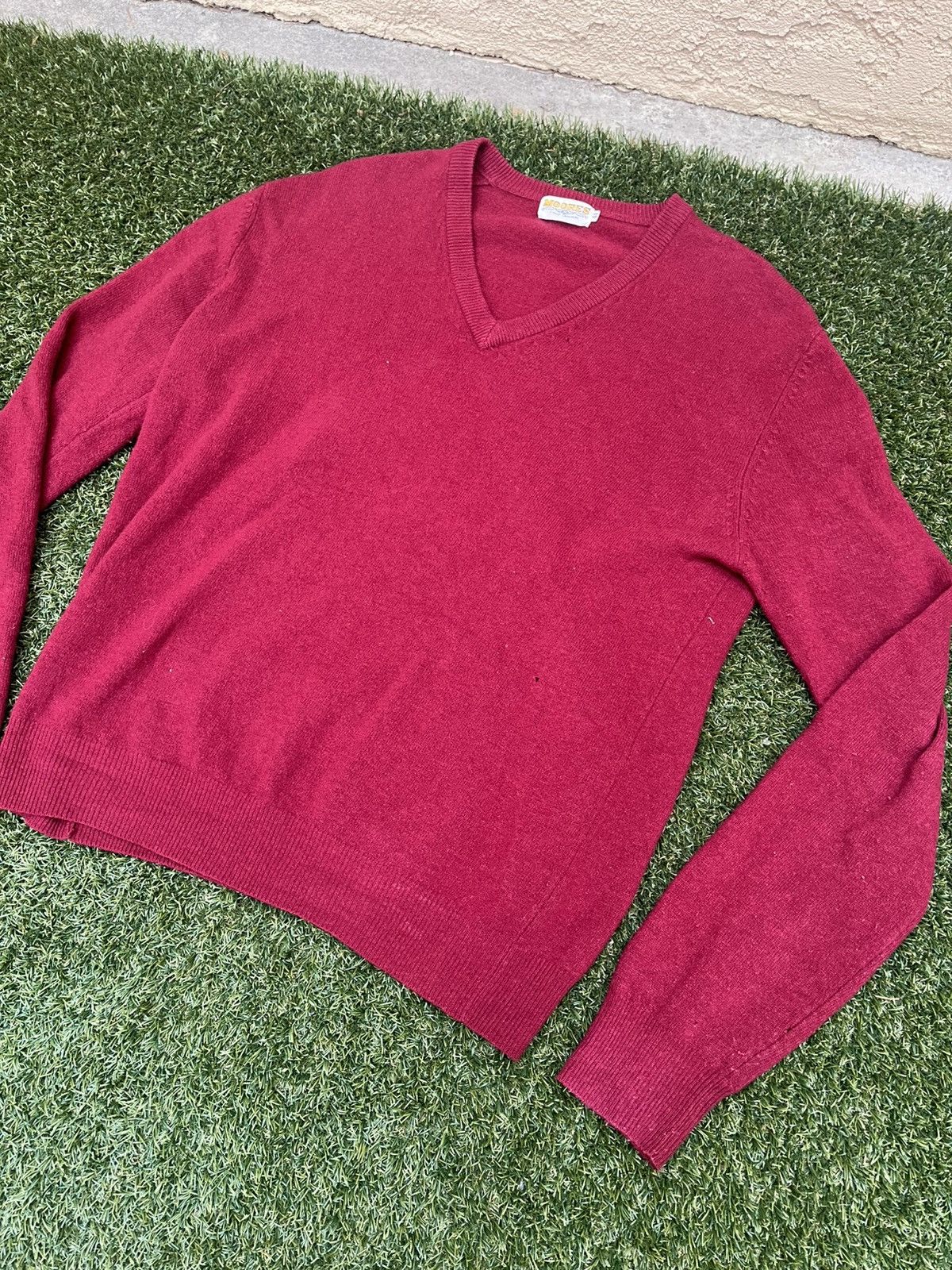 Vintage VTG 80’s Moores Burgundy Cashmere V Neck Sweater Size US L / EU 52-54 / 3 - 3 Thumbnail