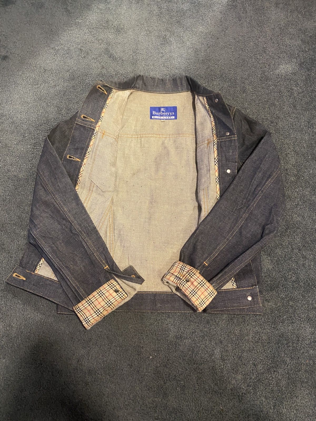 Burberry × Designer × Japanese Brand VINTAGE BURBERRY BLUE LABEL RAW DENIM JACKET Size XS / US 0-2 / IT 36-38 - 8 Thumbnail