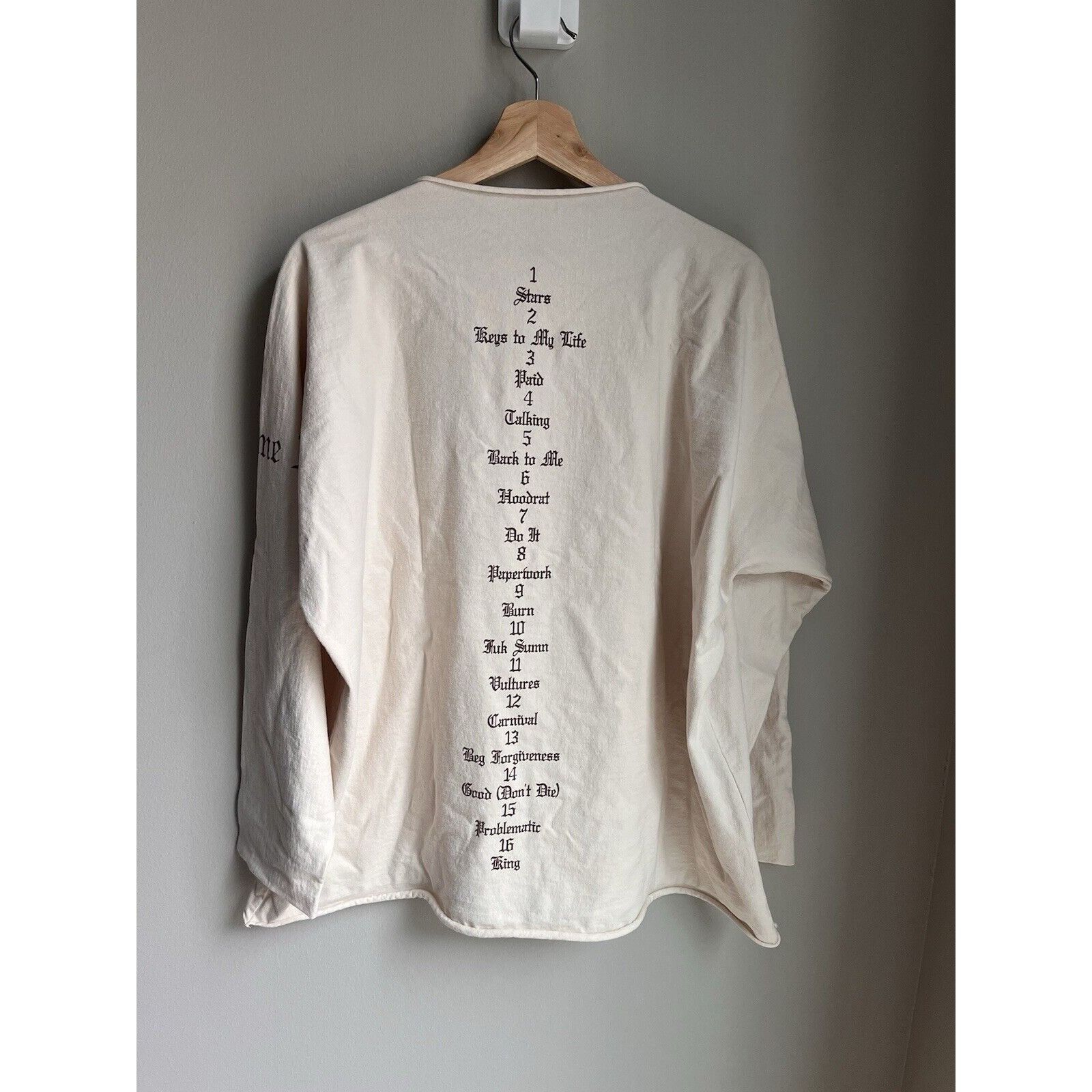 Yeezy KANYE YEEZY SUPPLY VULTURES ALBUM TRACK LIST T SHIRT SIZE L Size US L / EU 52-54 / 3 - 2 Thumbnail