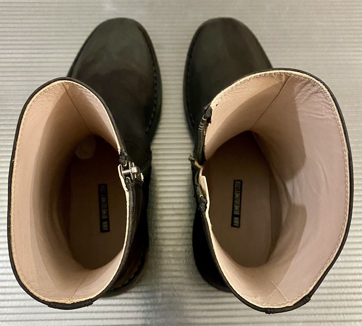 Ann Demeulemeester Ann Demeulemeester 🇮🇹 black brushed suede boots 11 NEW Size US 11 / EU 44 - 15 Thumbnail