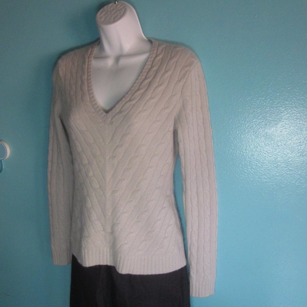 Ralph Lauren Black Label Ralph Lauren Black Label Cabled V-Neck Pullover Slim Fit Si Size S / US 4 / IT 40 - 1 Thumbnail