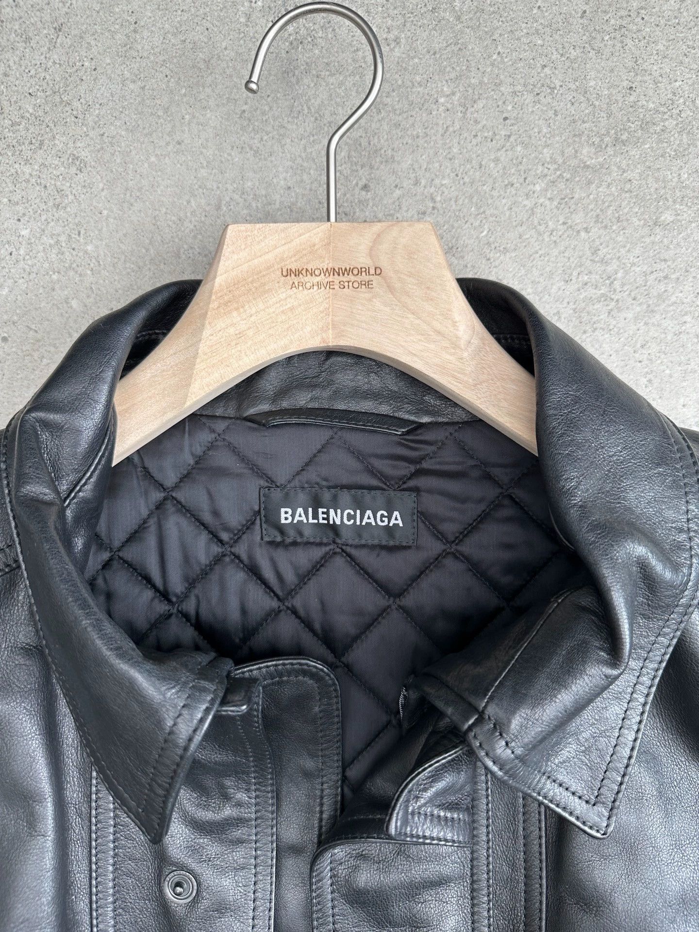 Balenciaga Balenciaga 21FW Oversized Vintage Buffalo Leather Parka 46 Size US S / EU 44-46 / 1 - 5 Thumbnail