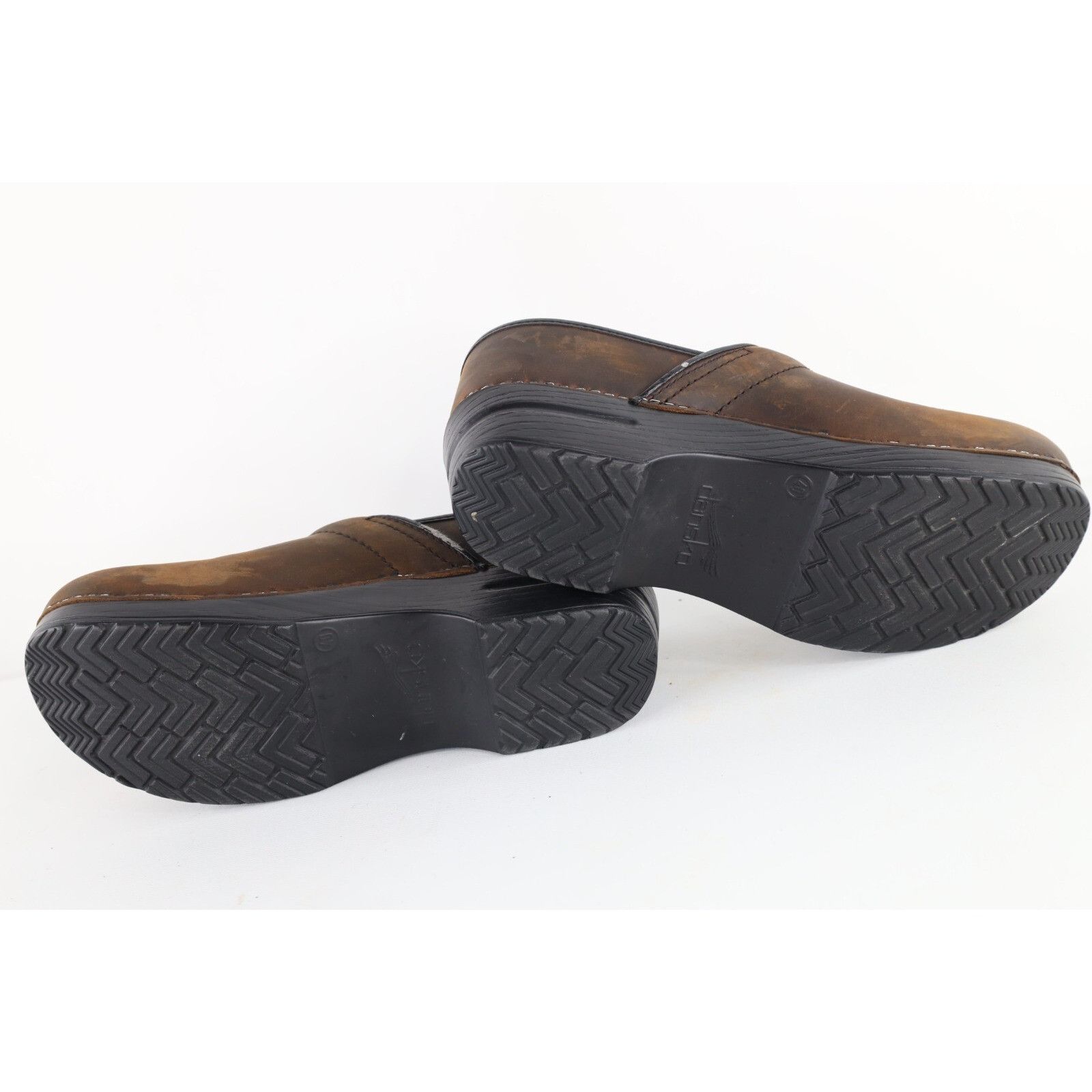 Dansko Dansko Distressed Leather Chunky Mule Clogs Shoes Size US 10 / IT 40 - 11 Thumbnail