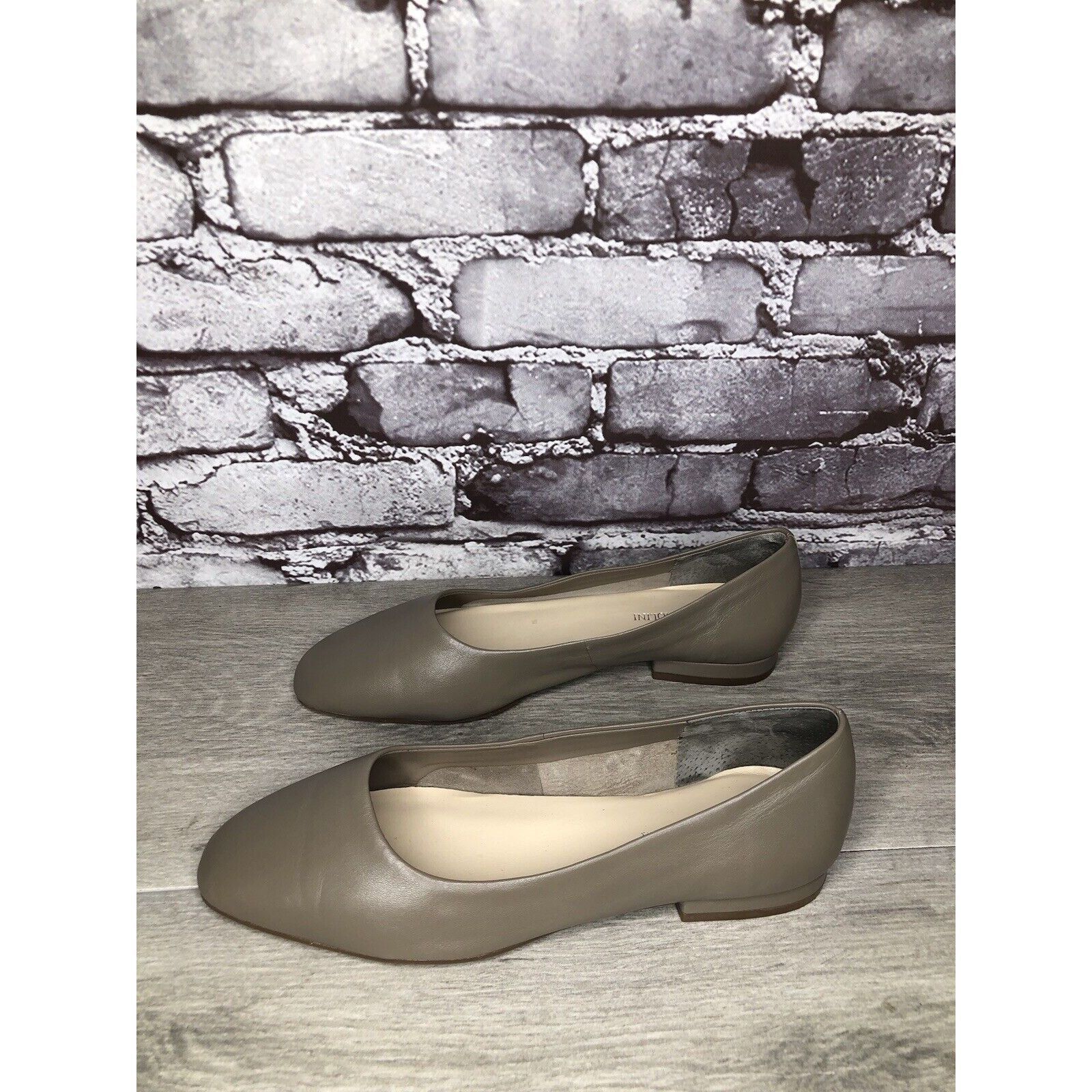 Other ENZO ANGIOLINI Gray Lydian Slip On Leather Ballet Flats Wome Size US 6.5 / IT 36.5 - 18 Thumbnail