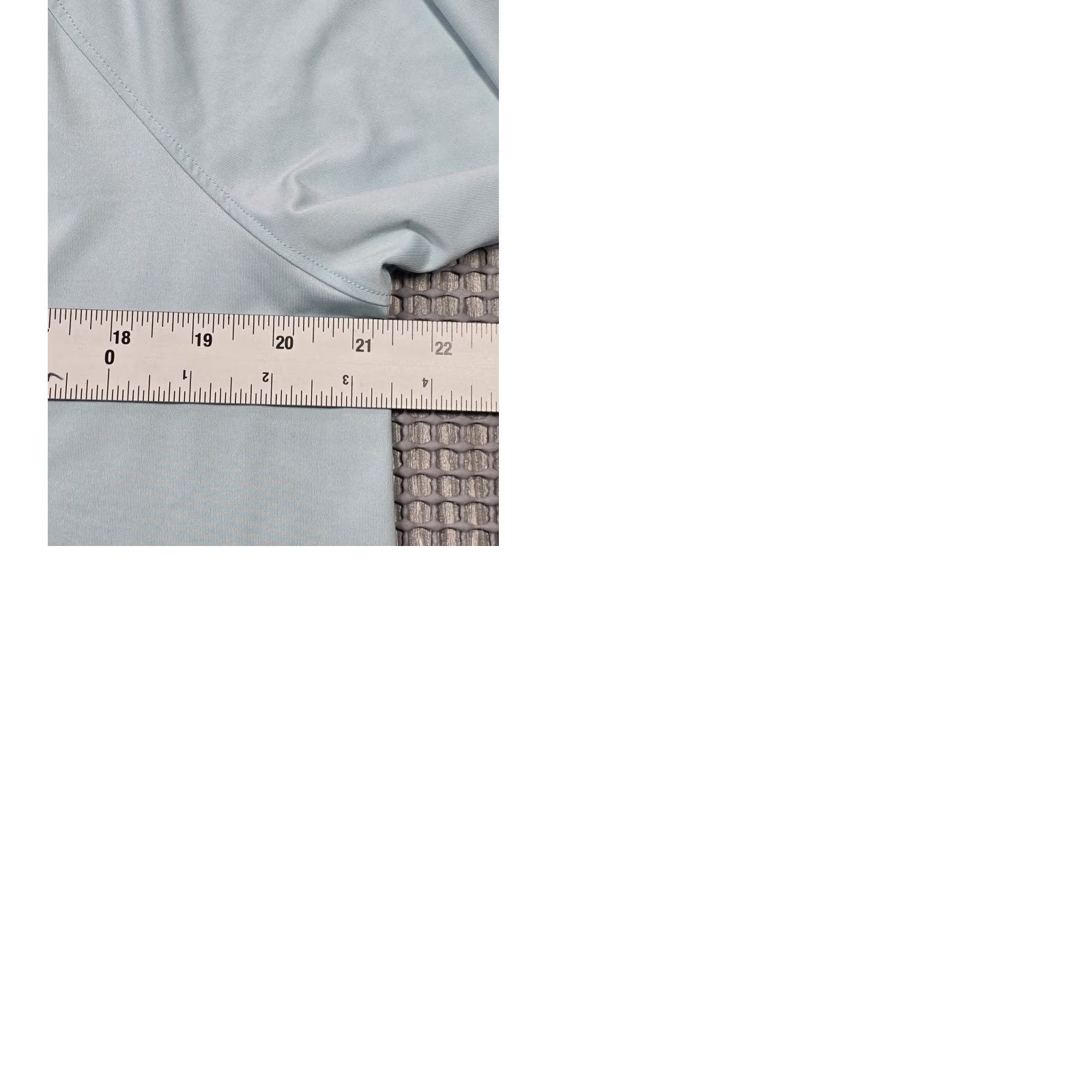 Southern Tide Southern Tide Shirt Women L Blue Reflective Skipjack Performance Long Sleeve Tee Size L / US 10 / IT 46 - 9 Thumbnail