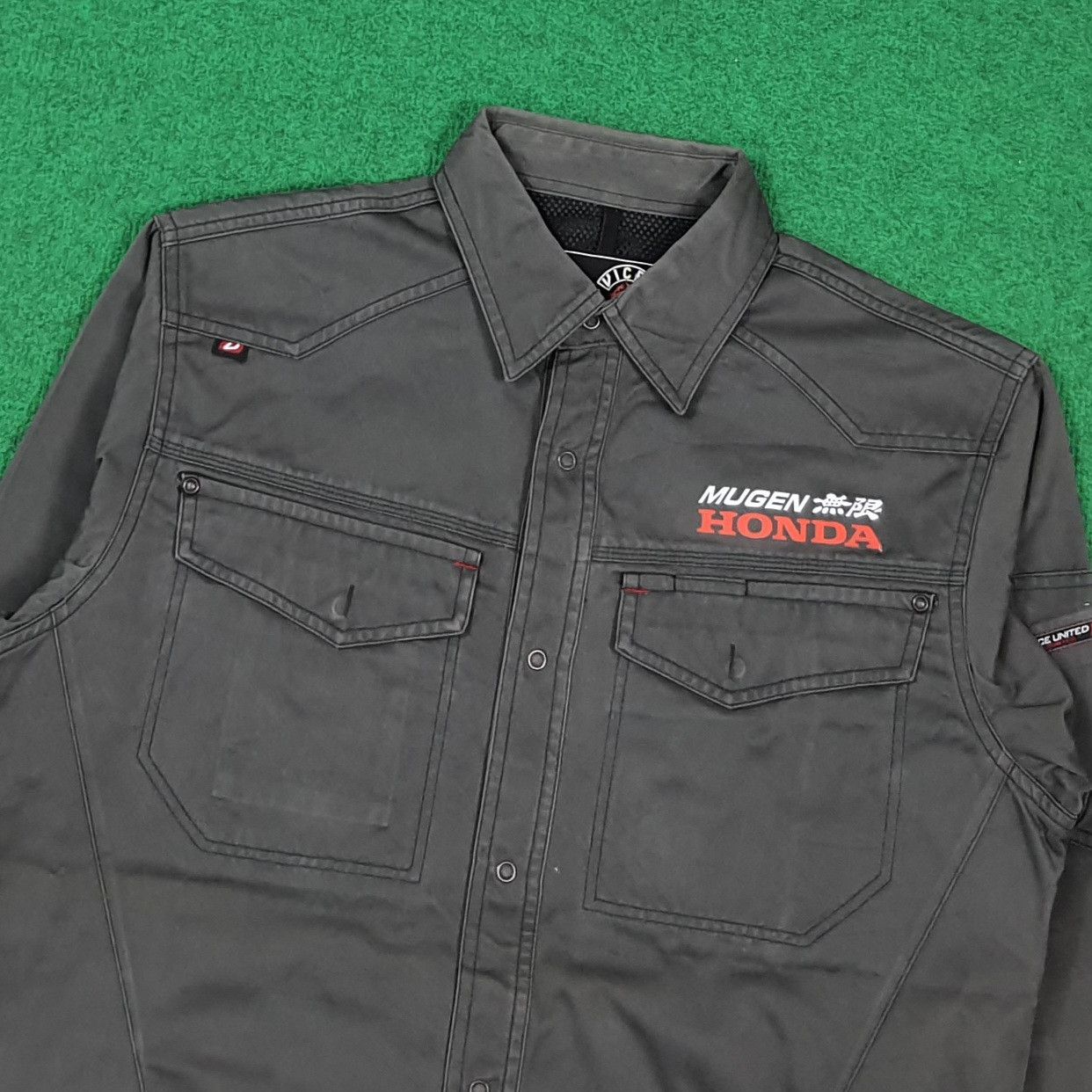 Japanese Brand Vintage Mugen Honda Japan Racing Custom Logo Jacket C296N23 Size US M / EU 48-50 / 2 - 4 Thumbnail