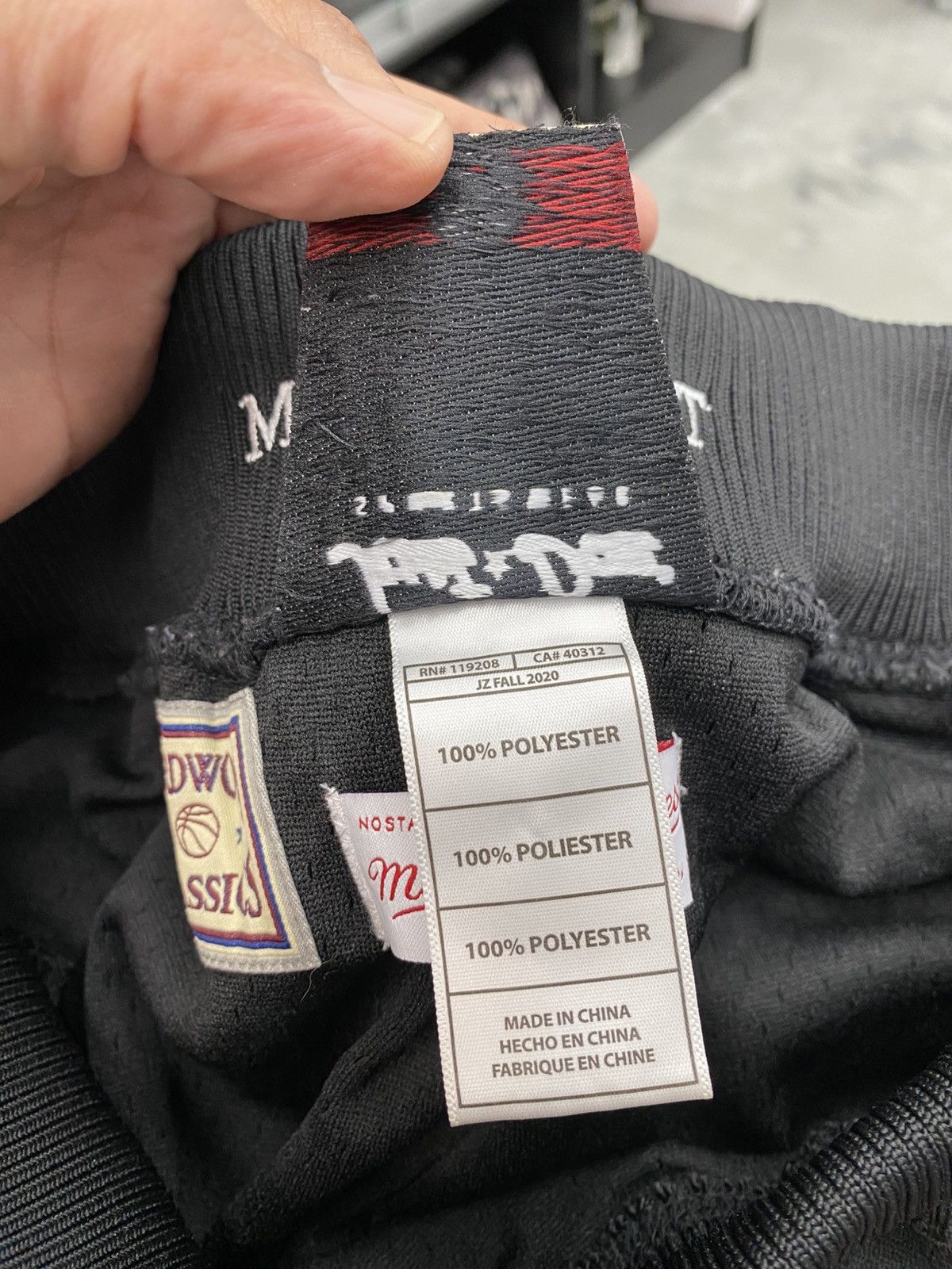 Just Don Just Don Miami Heat shorts black red small authentic rare Size US 32 / EU 48 - 11 Thumbnail