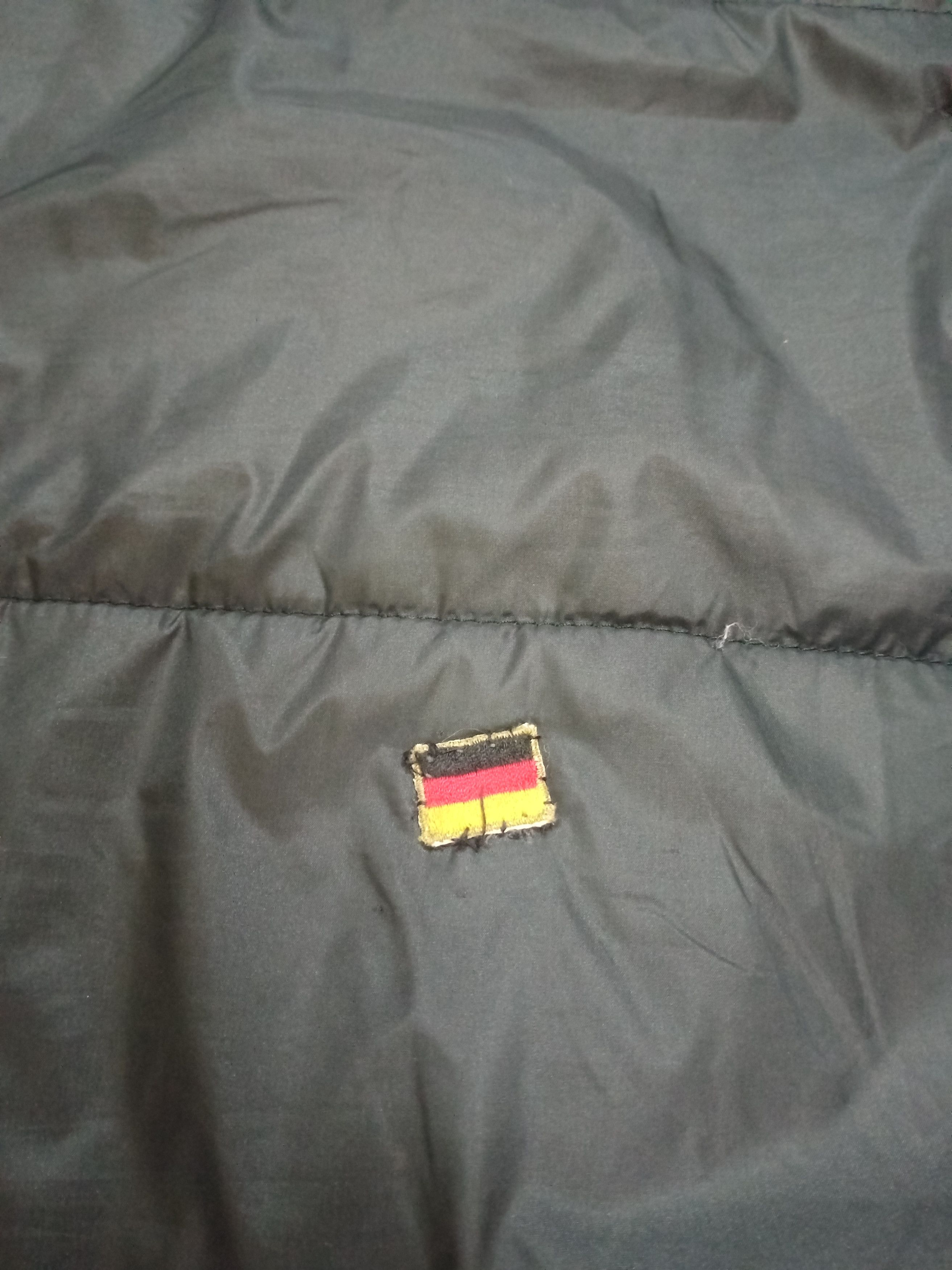 Fendi Rare Vintage Fendi Puffer Hoodie Jacket Size US L / EU 52-54 / 3 - 16 Thumbnail