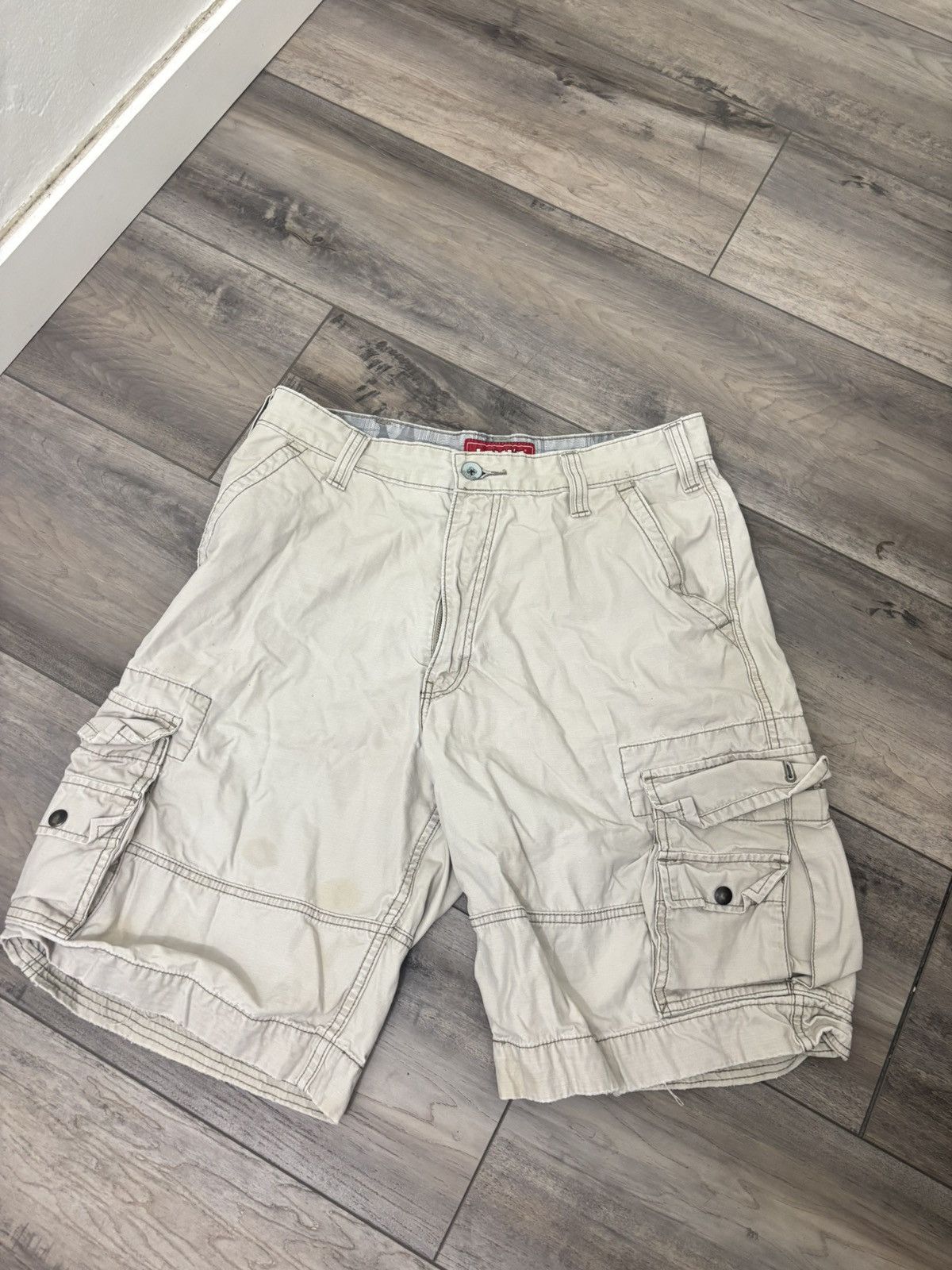 Levi's Vintage Beige Levi Oversized Shorts Size US 34 / EU 50 - 5 Thumbnail