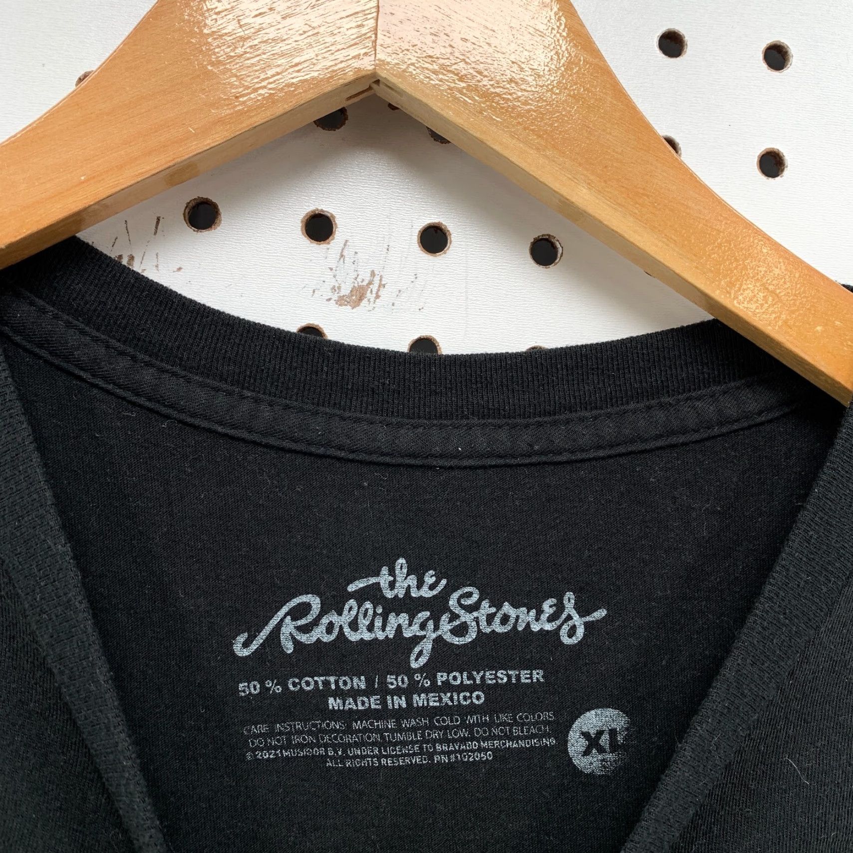 Vintage VINTAGE The Rolling Stones Shirt XL Black 1975 North American Tour Music Band Unisex Adults 24x29.5 Crew Neck Short Sleeve Cotton, Cotton Blend Mens Size US XL / EU 56 / 4 - 7 Thumbnail