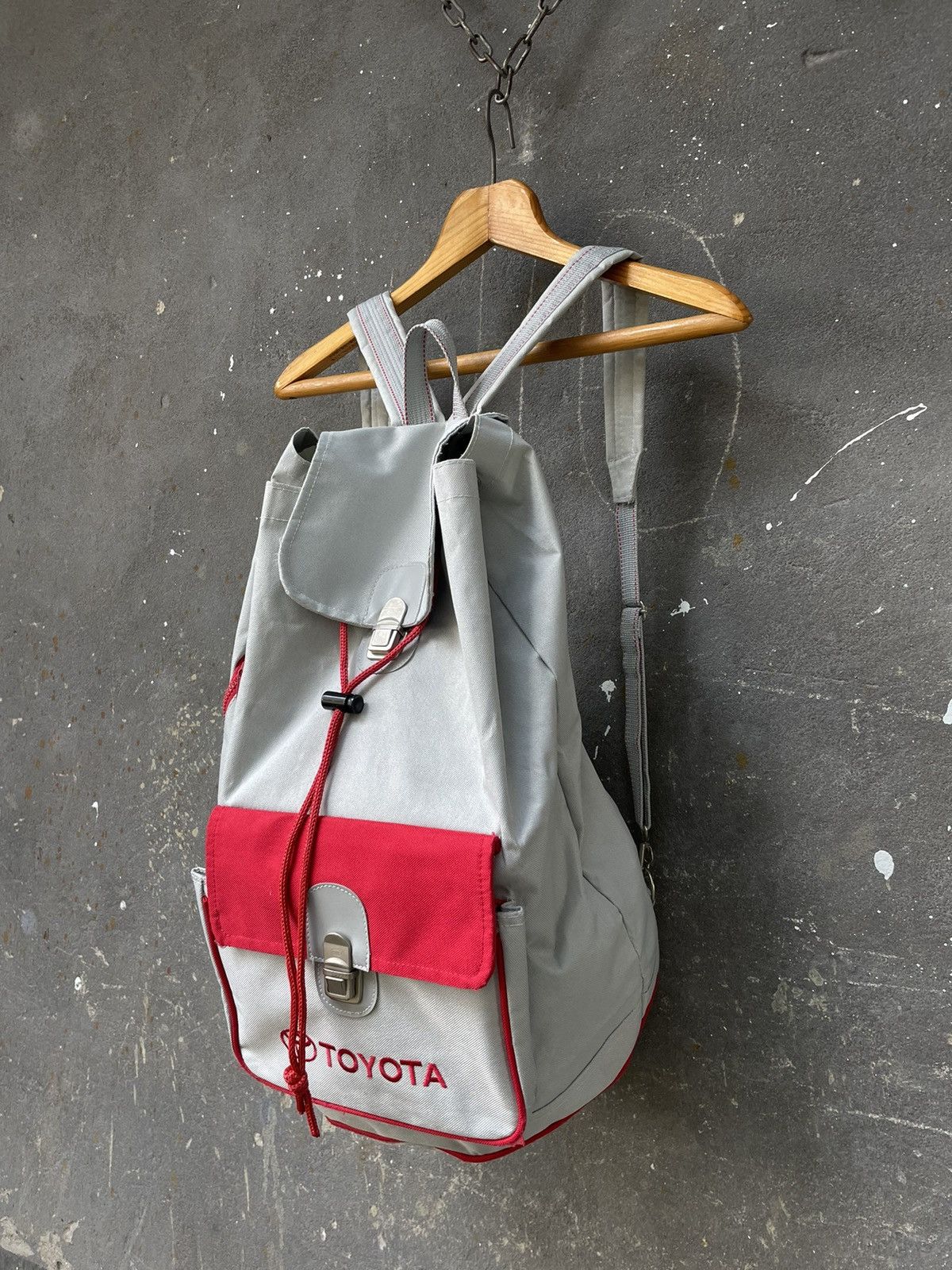 Japanese Brand × Vintage Toyota 70’s Archive Vintage Backpack Parachute Y2K Racing Size ONE SIZE - 1 Thumbnail