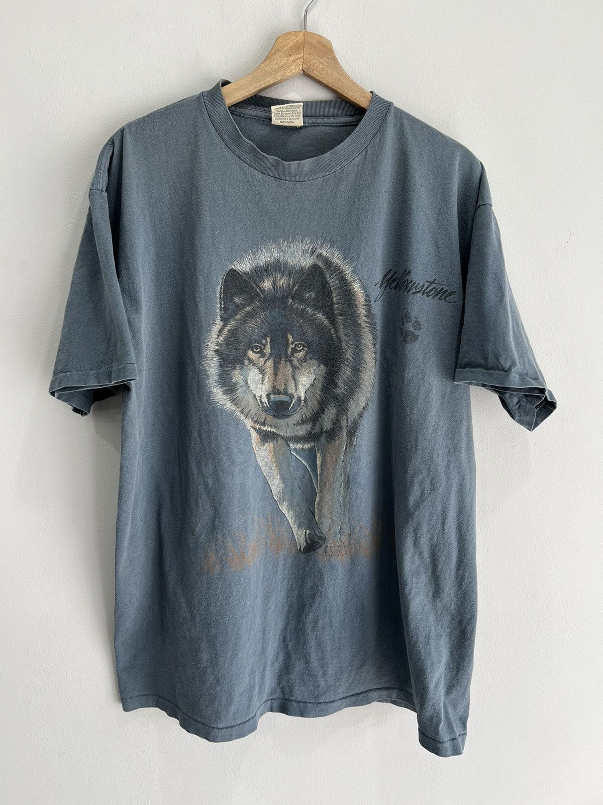 Vintage Vintage Wolf Animal Tee Shirt Size US XL / EU 56 / 4 - 1 Thumbnail