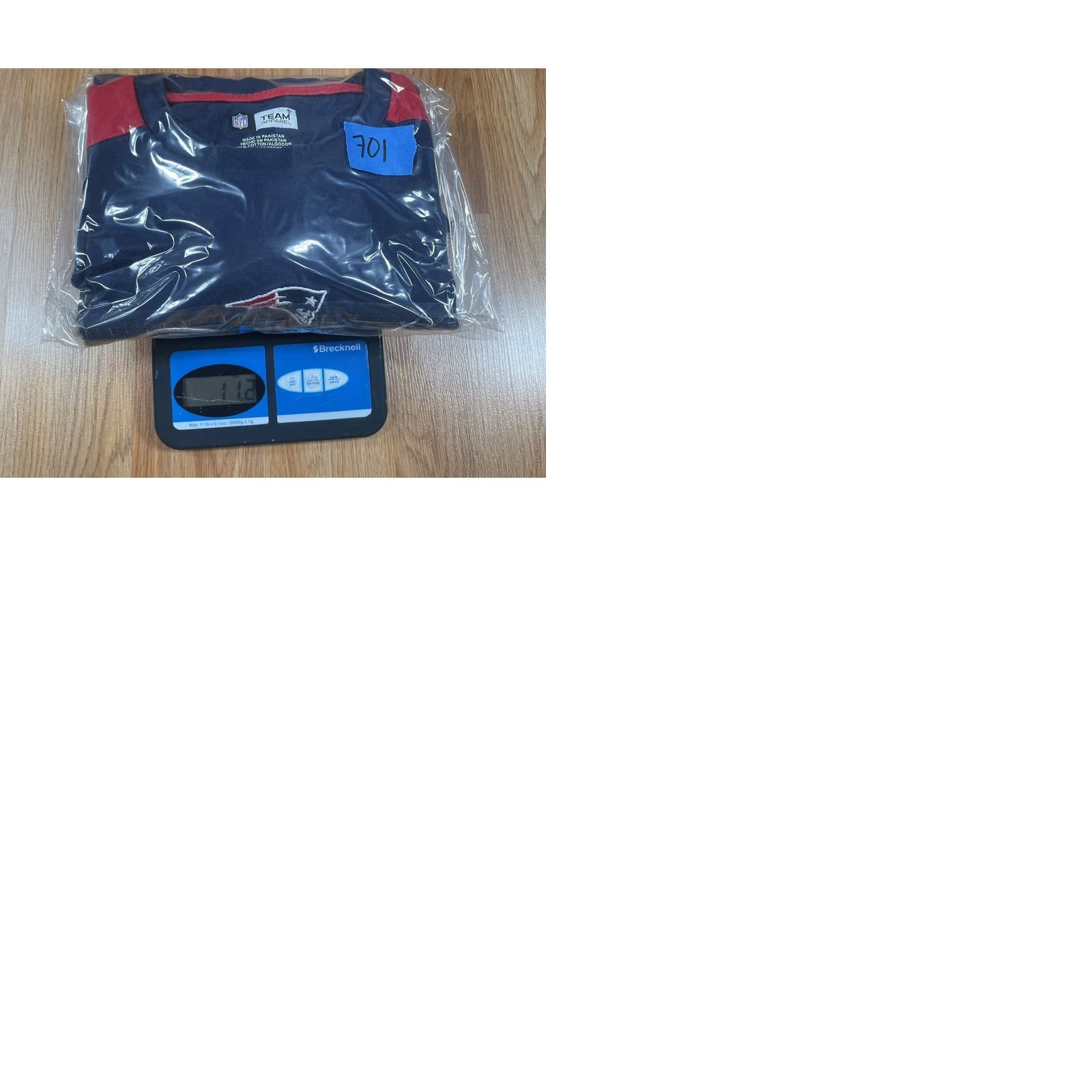 NFL New England Patriots NFL Team Apparel Long Sleeve Crew Neck T Shirt Mens L Blue Size US L / EU 52-54 / 3 - 9 Thumbnail