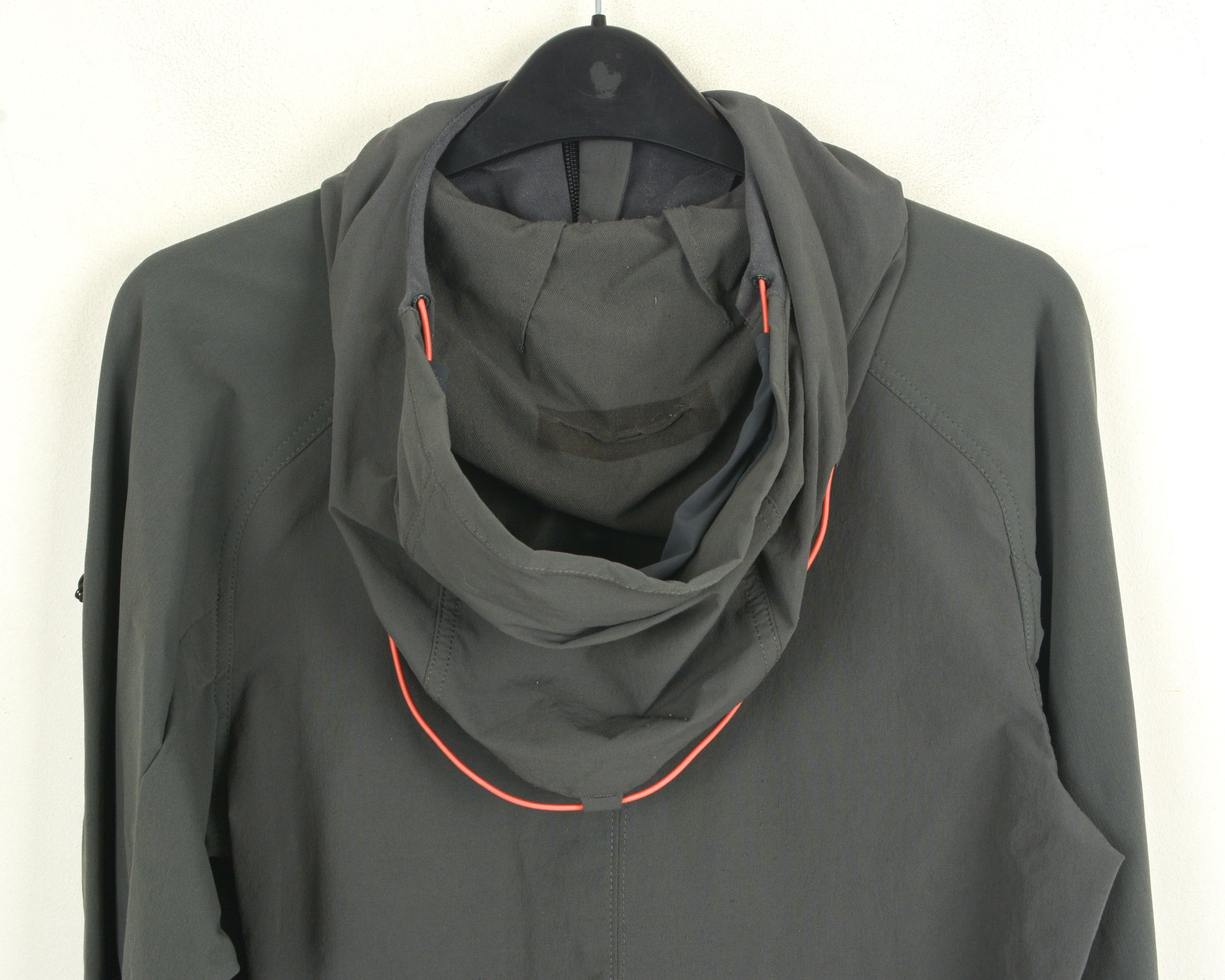 Haglofs Lizard Skarn Shale Grit Women L Jacket Hooded Run Jog Size L / US 10 / IT 46 - 5 Thumbnail