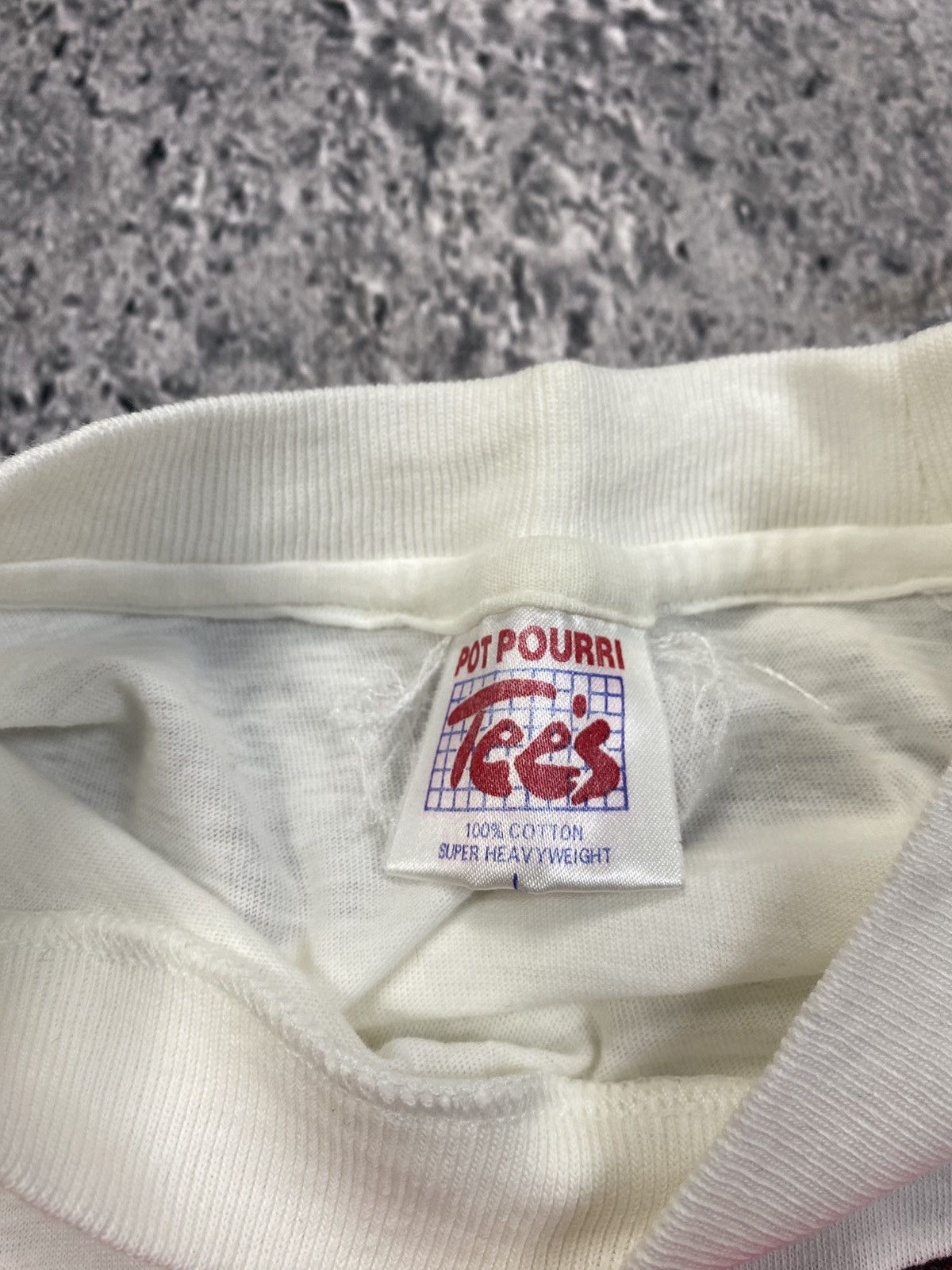 Vintage Vintage Bahama Tee Single Stich 90’ Size US L / EU 52-54 / 3 - 6 Thumbnail