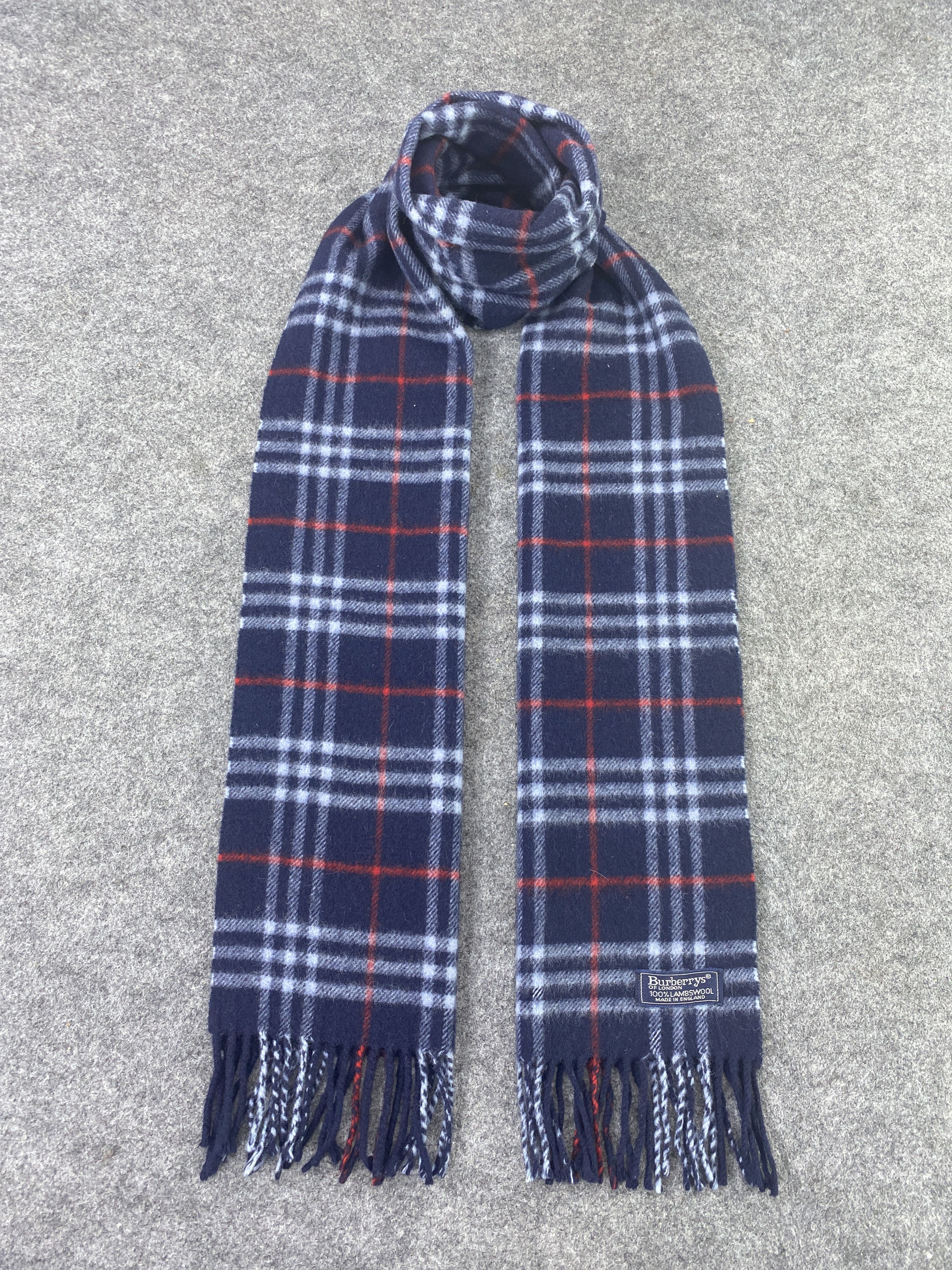 VINTAGE BURBERRY Scarf / Muffler / Neckwear -T1053