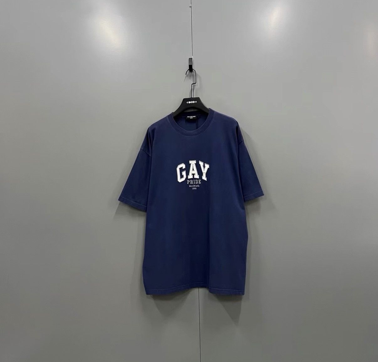 Balenciaga Balenciaga Dark Blue Letter Printed Short Sleeve J41 Size US M / EU 48-50 / 2 - 1 Thumbnail