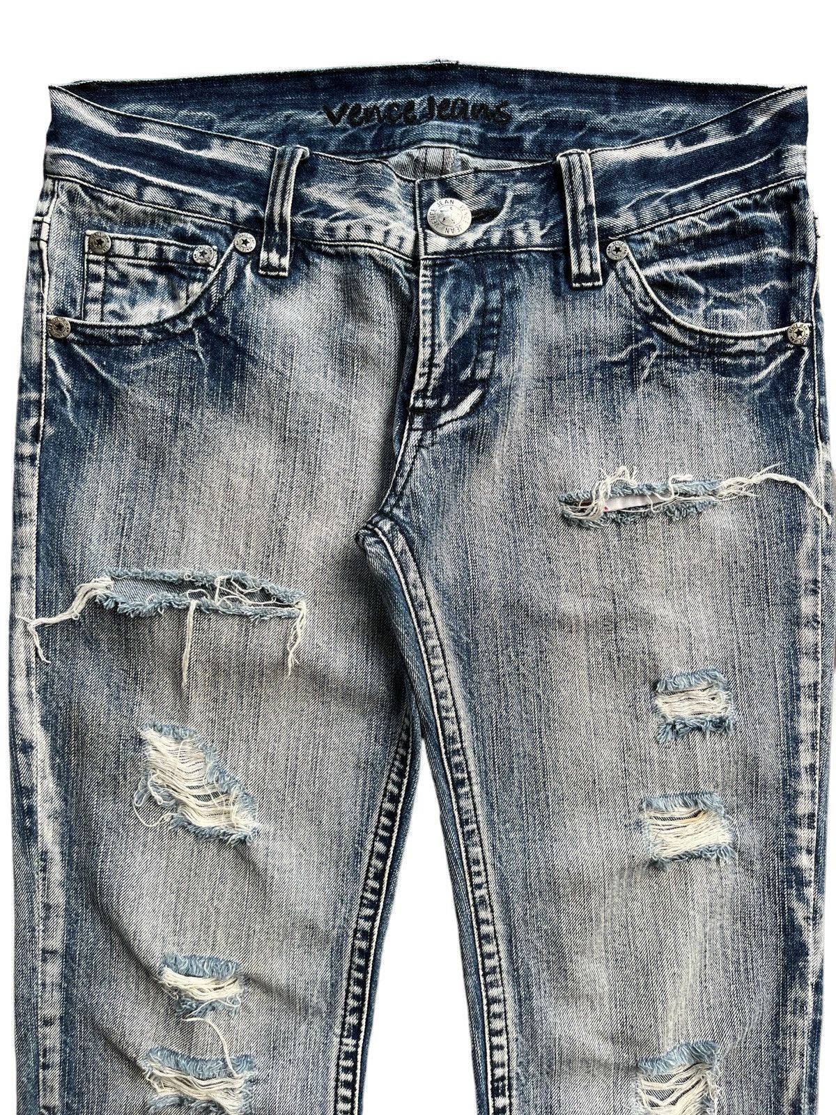 Japanese Brand Vintage Japanese Blue Way Distressed Sky Bomber Style Jean Size US 32 / EU 48 - 3 Thumbnail