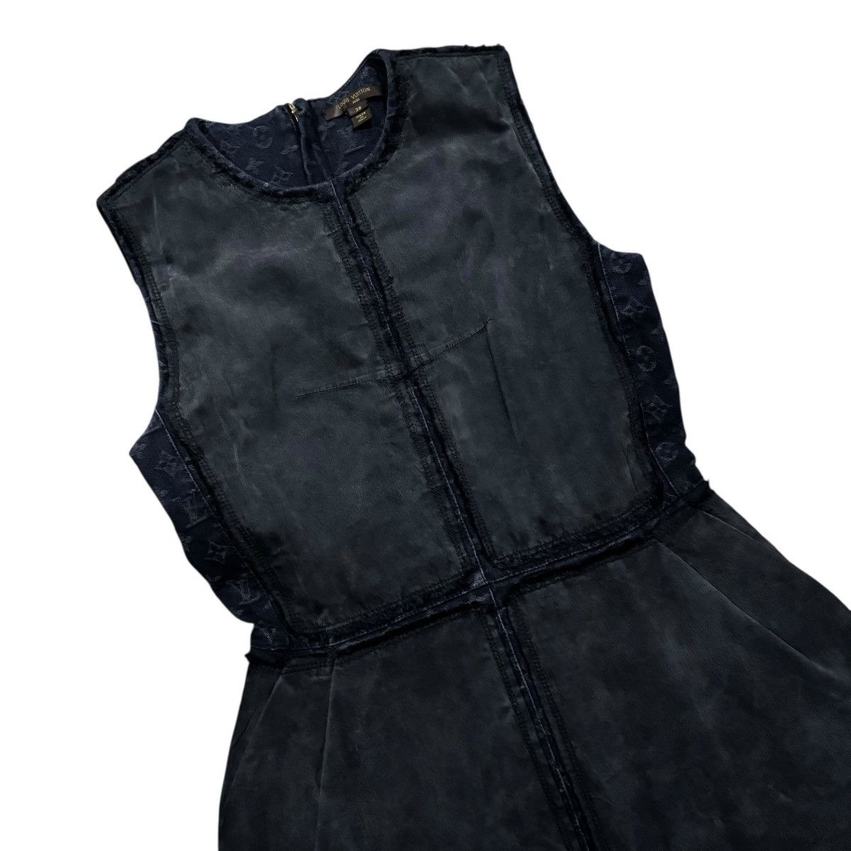 Louis Vuitton Vintage Louis Vuitton Monogram Mid Length Dress Size XS / US 0-2 / IT 36-38 - 3 Thumbnail