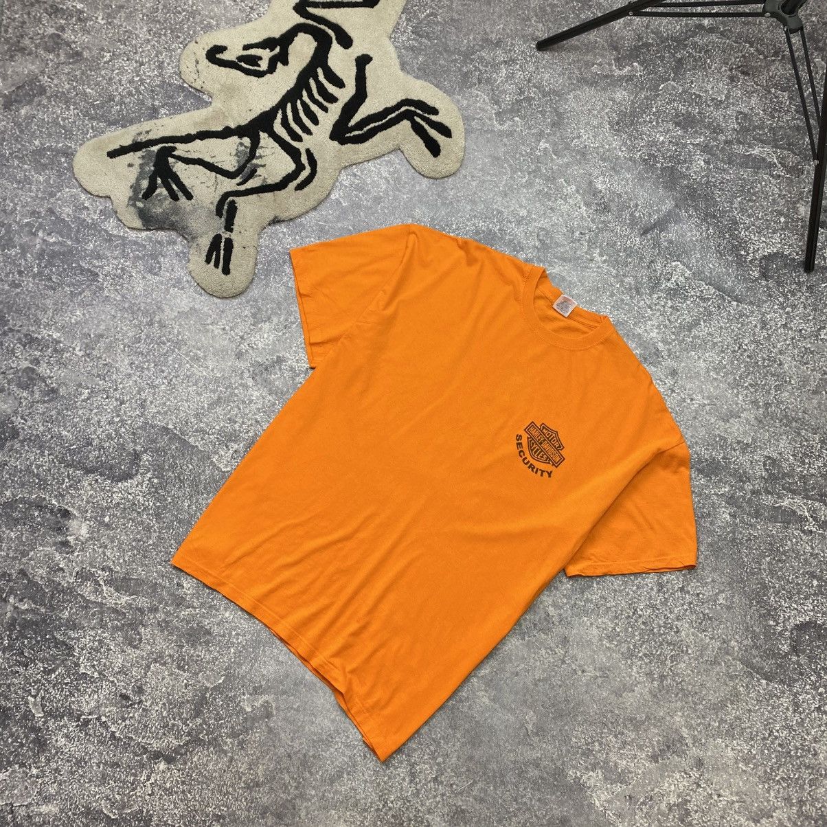 Band Tees Vintage Harley-Davidson Security Motorcycle 00’s tee Size US XL / EU 56 / 4 - 1 Thumbnail